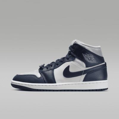 Womens Air Jordan 1 Mid SE Shoes Product Image