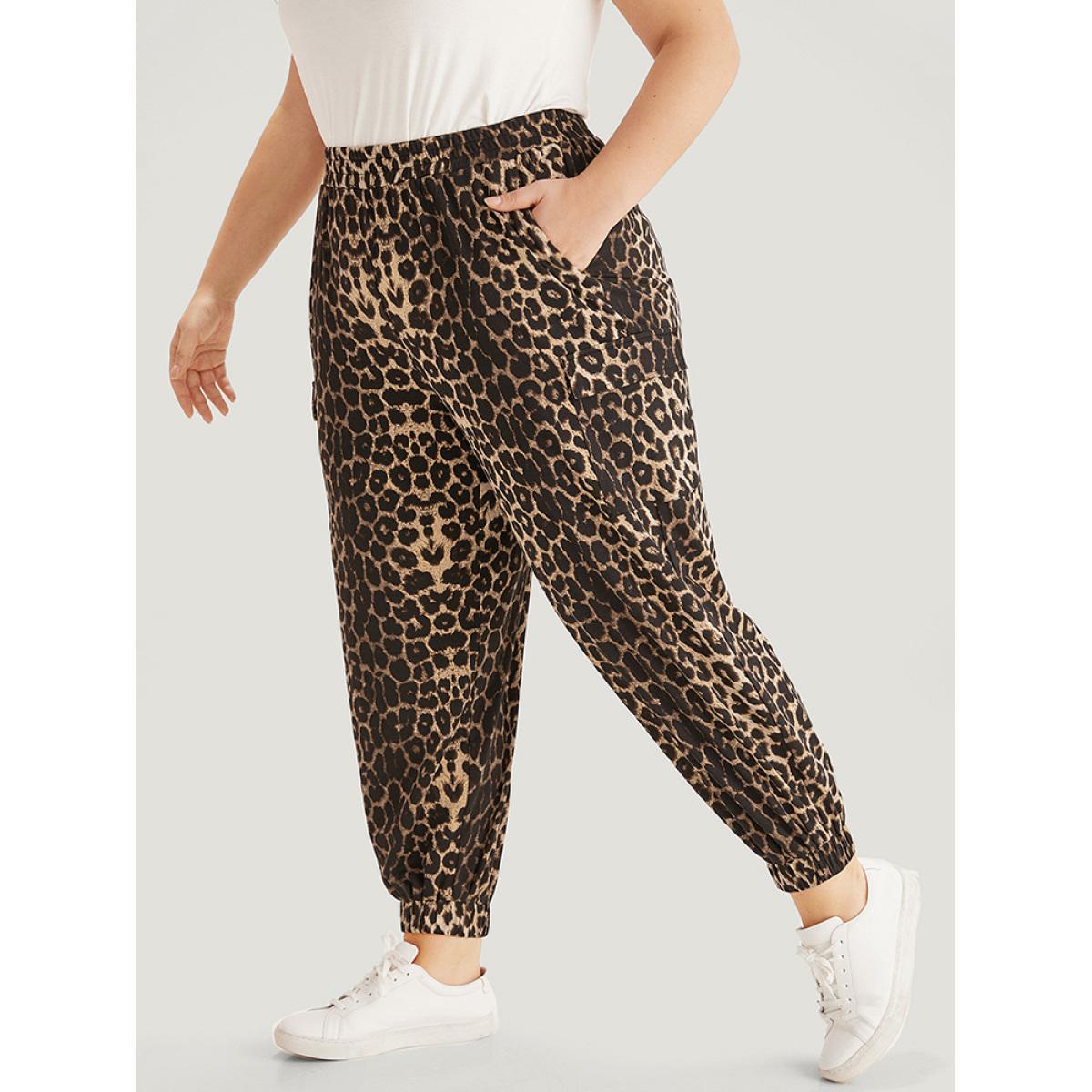 Leopard Print Pocket Elastic Waist Carrot Sweatpants Leopard Plus Size Women Casual Dailywear Elastic Waist 12/L Bloomchic Product Image