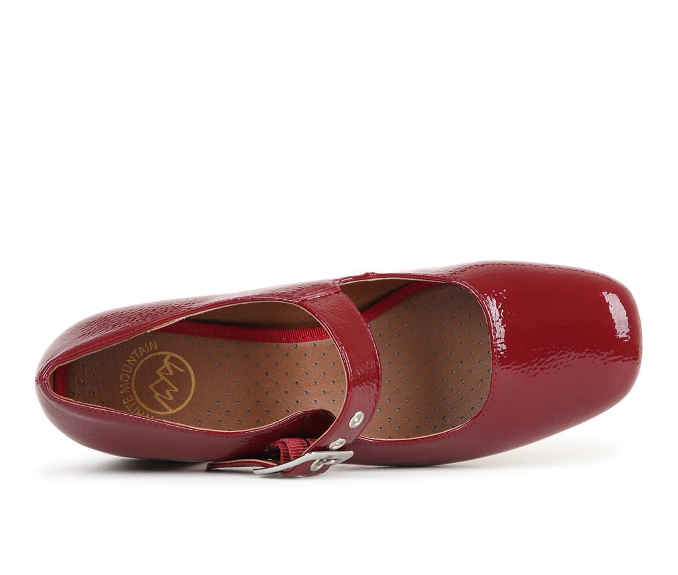 Women's White Mountain Lasso Mary Jane Pumps Product Image