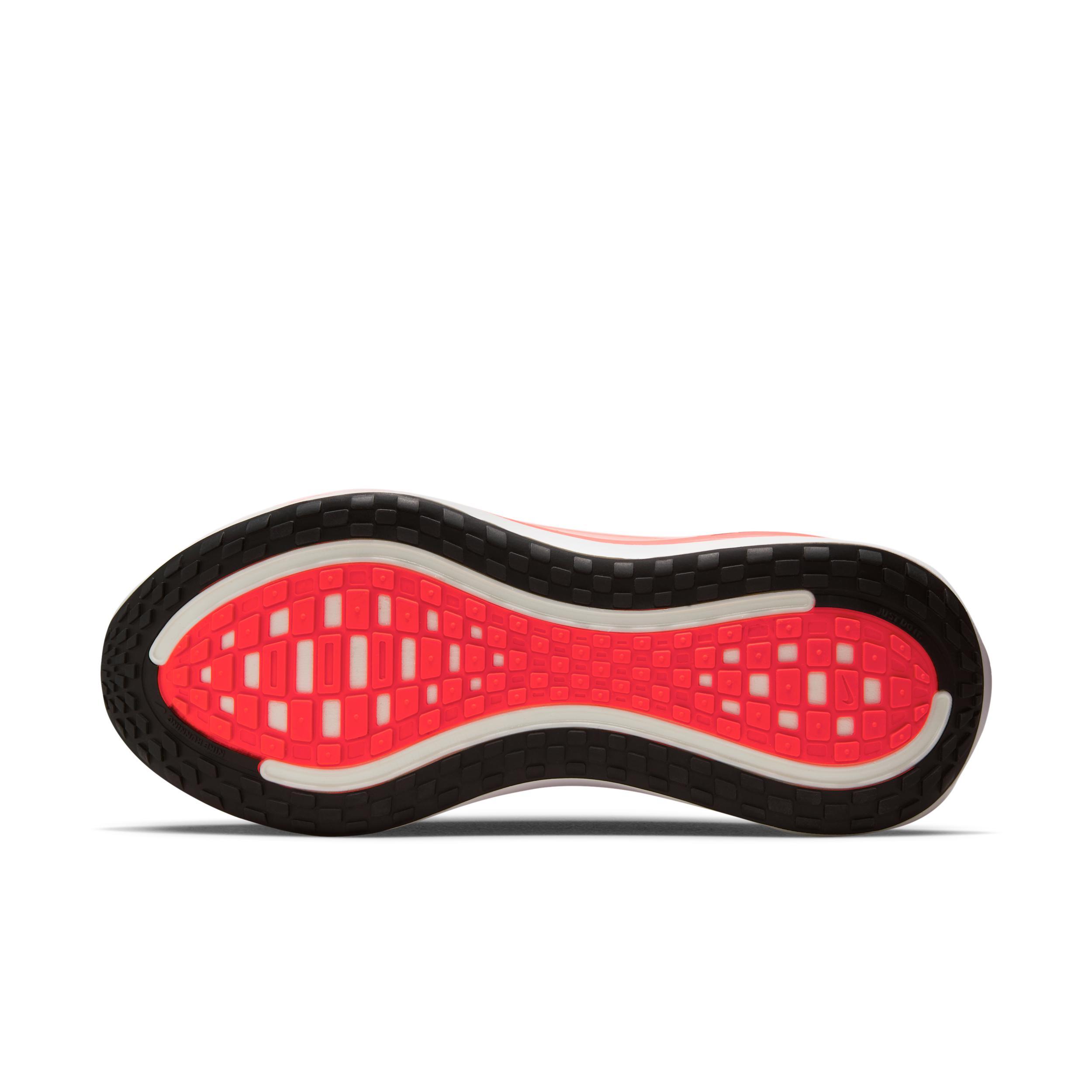 Nike Men's Vomero Plus Road Running Shoes Product Image