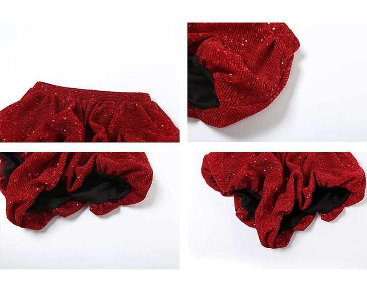 Bowknot Crop Tube Top / Mid Rise Bubble Shorts Product Image
