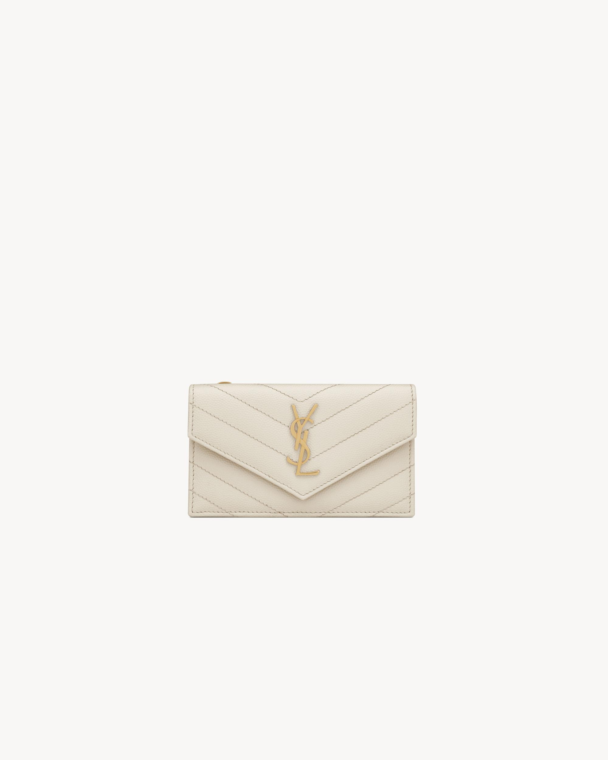 CASSANDRE MATELASSÉ compact tri fold wallet in grain de poudre leather Product Image