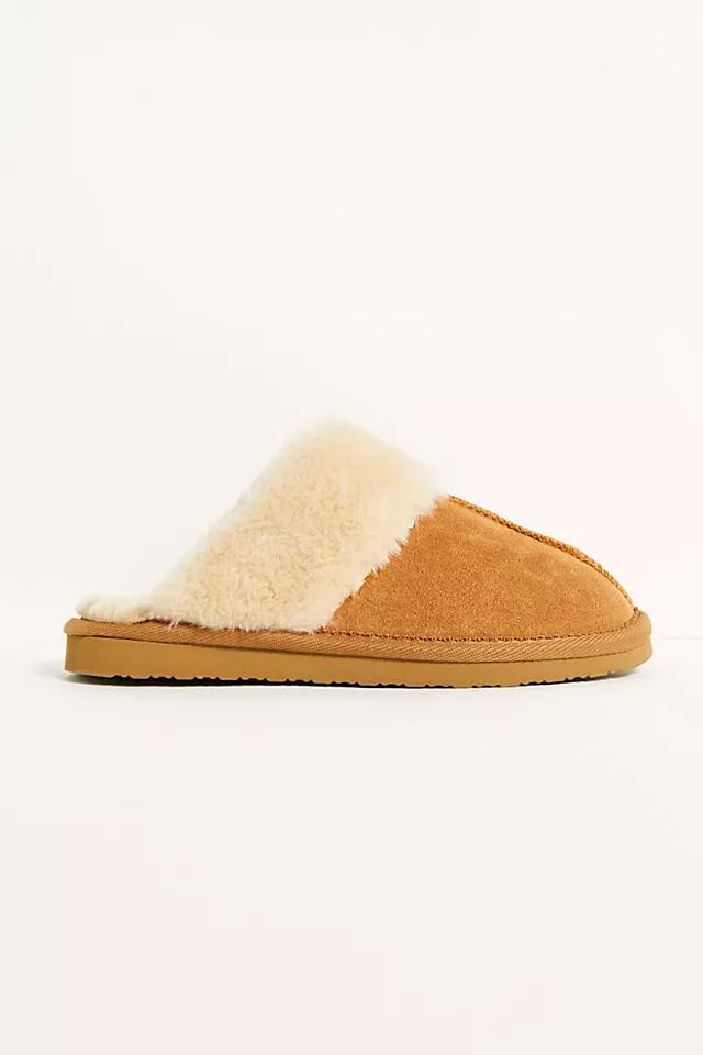Minnetonka Chesney Slipper Product Image