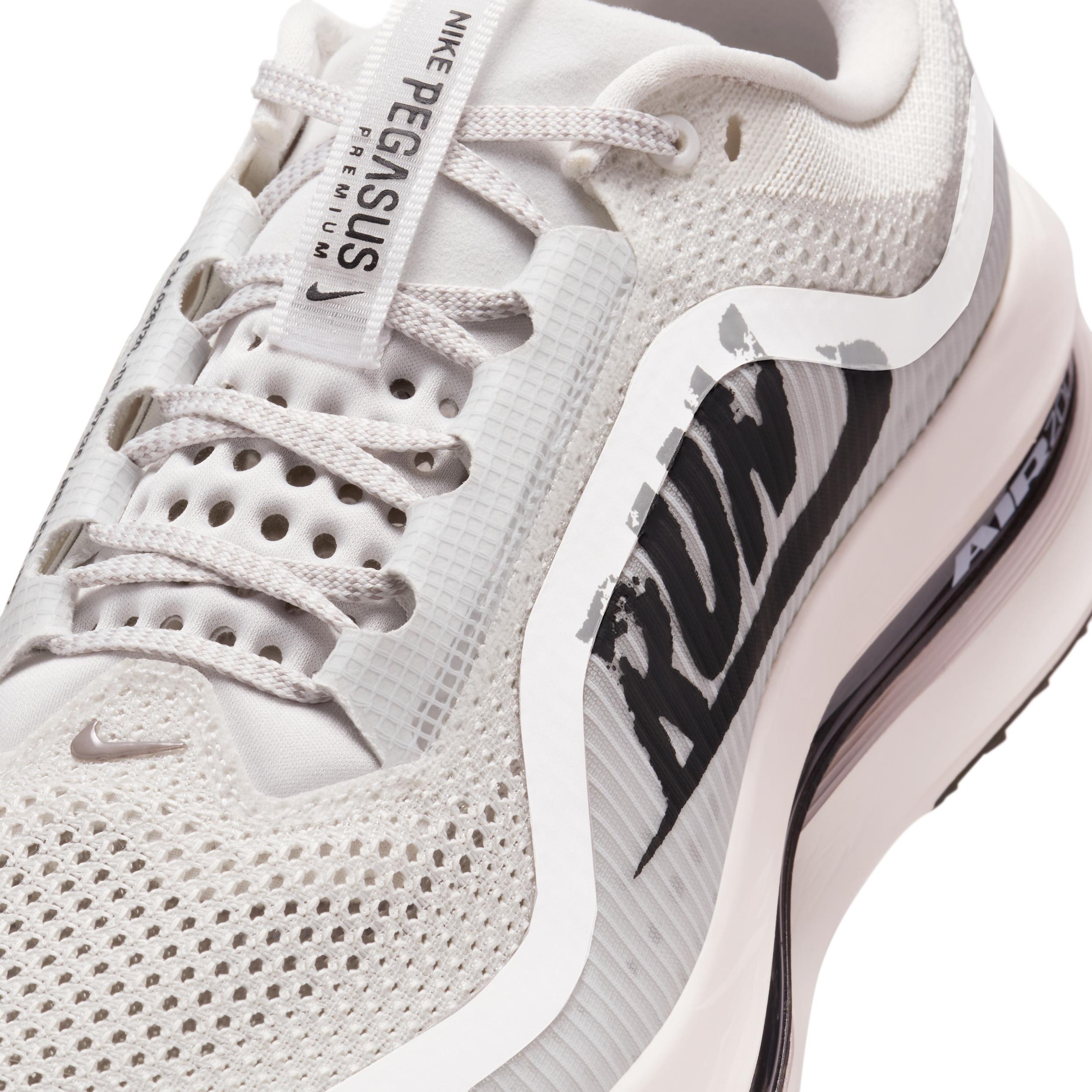 Nike Pegasus Premium Men's Road Running Shoes Product Image