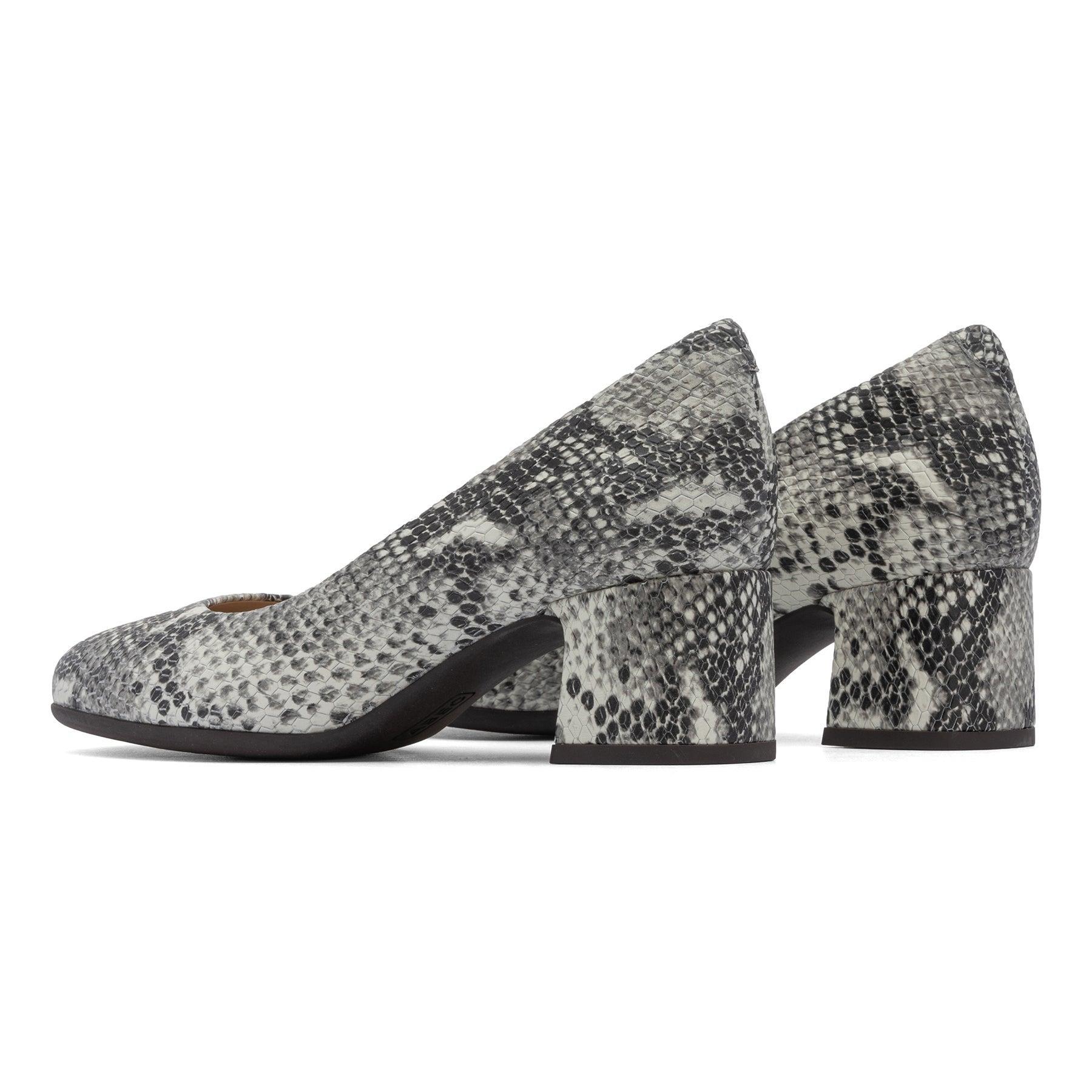 Avenue Pump Metatarsal Female Product Image