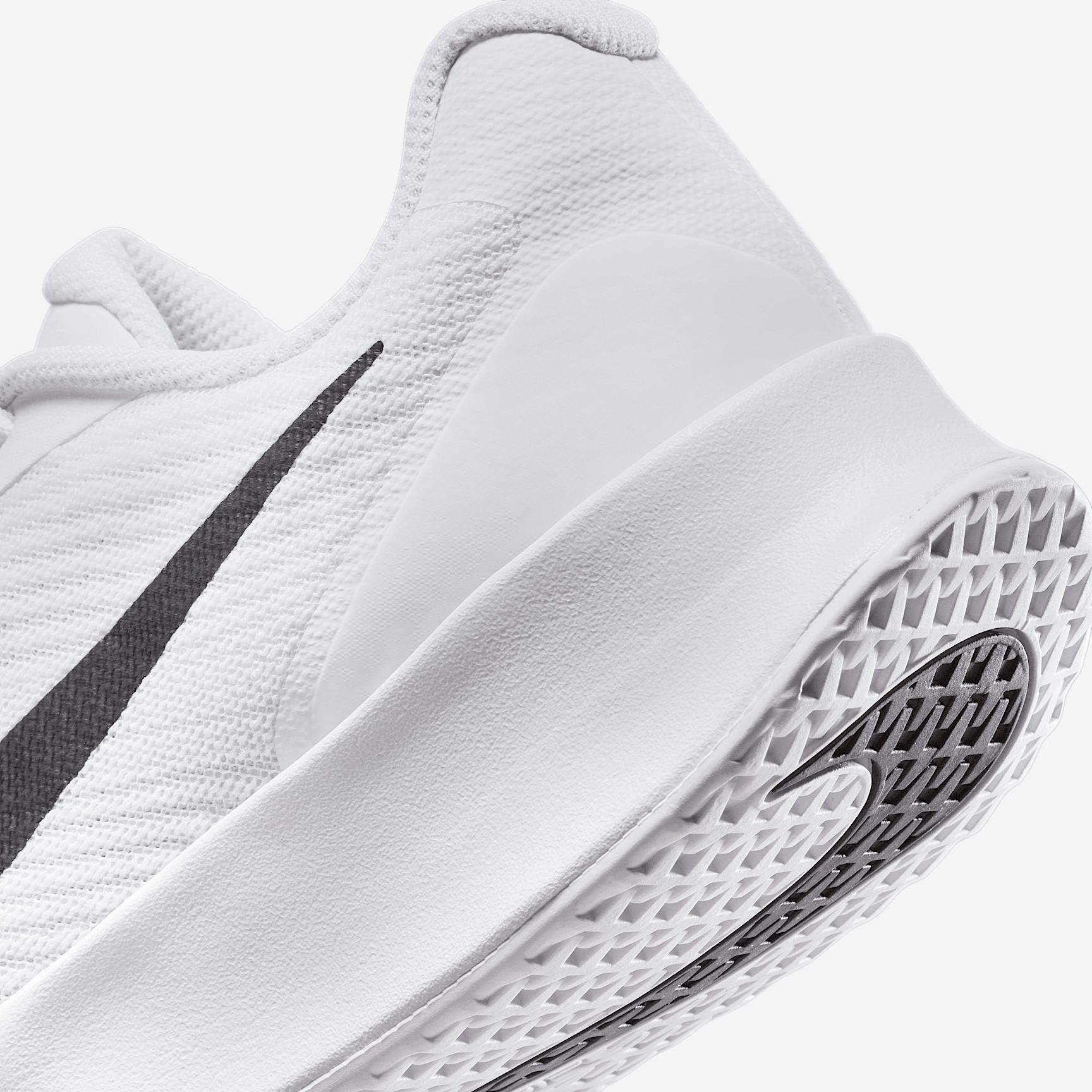 Nike Women's Vapor Lite 3 Hard Court Tennis Shoes Product Image