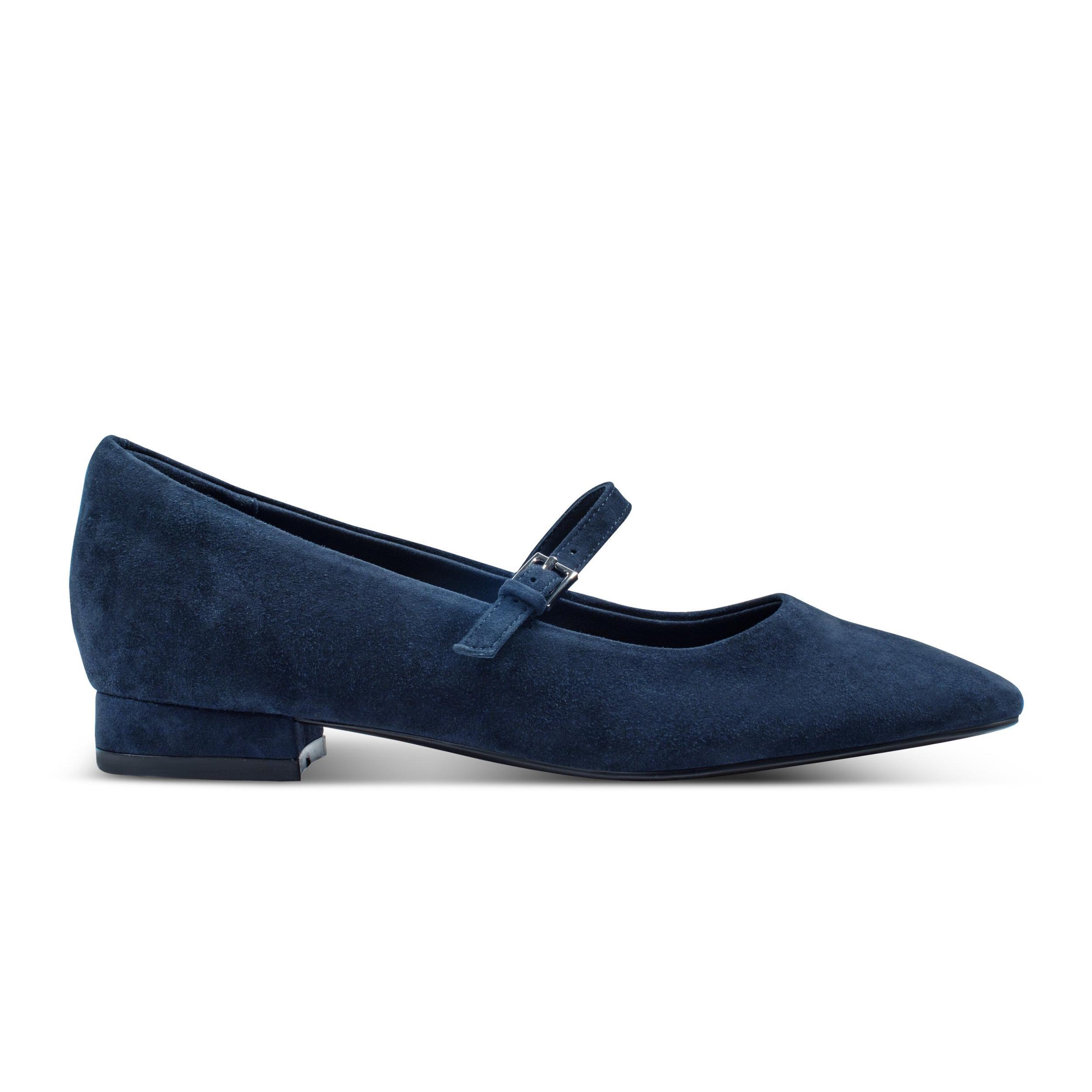 Women's Taren Total Motion Pointy Toe Dress Flats Product Image
