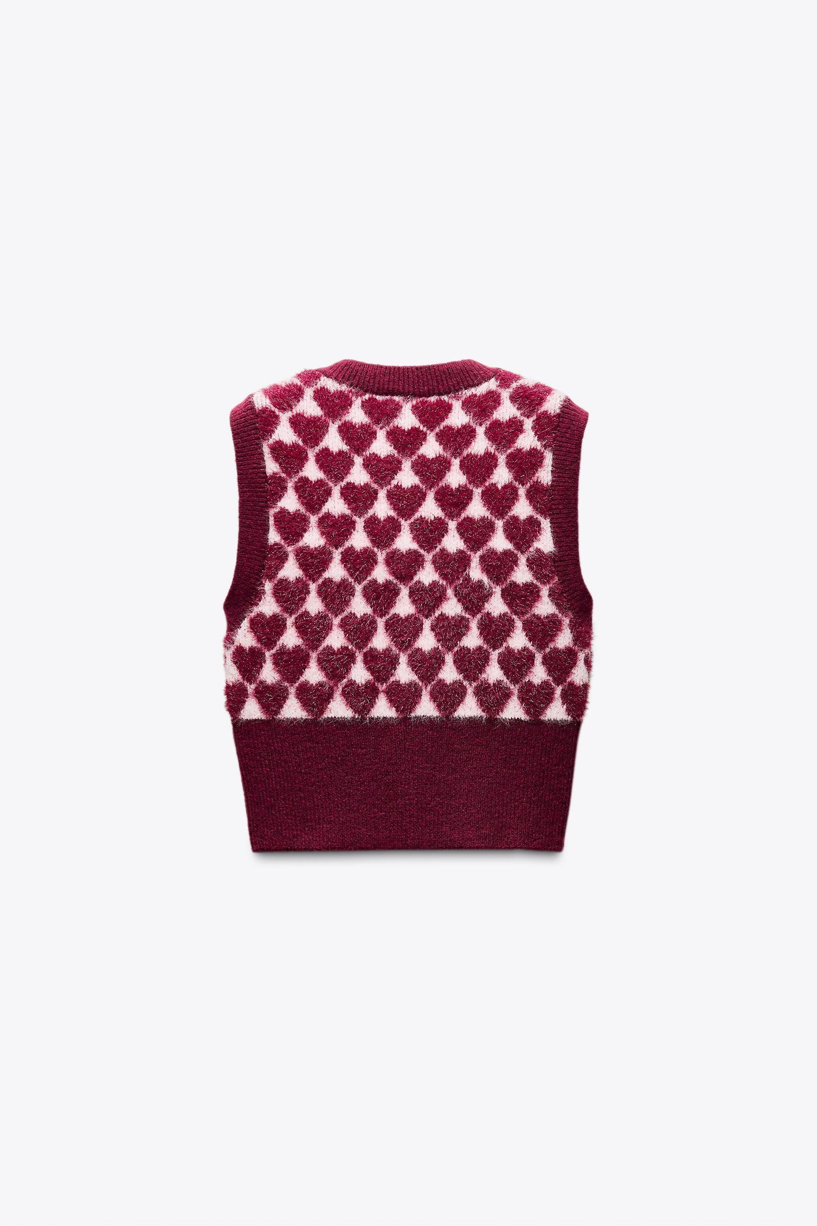 HEART JACQUARD KNIT VEST Product Image
