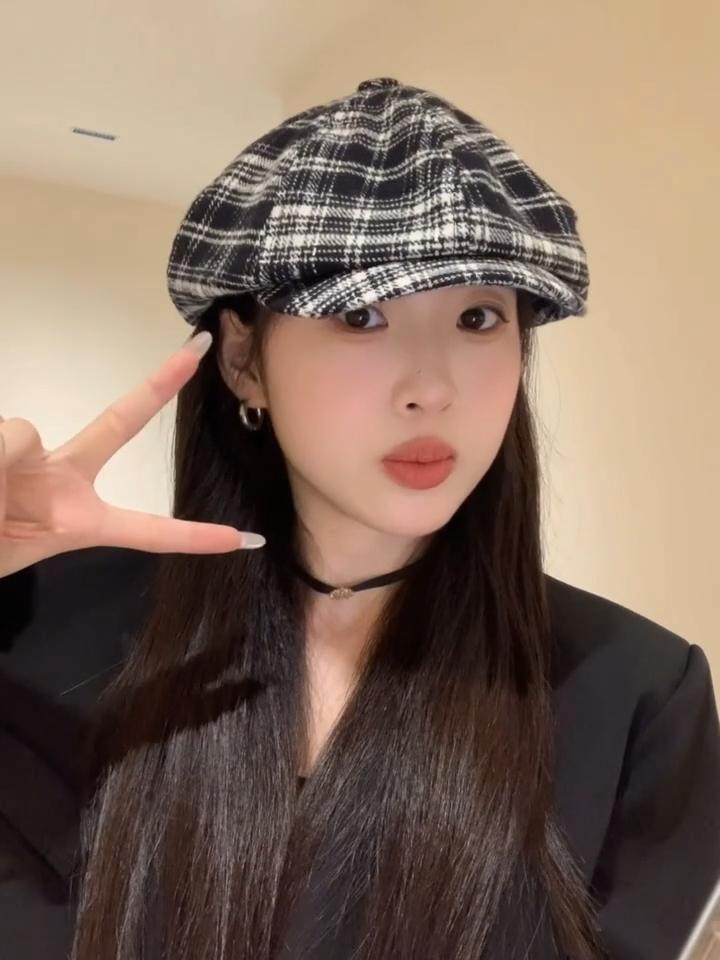Plaid Newsboy Cap Product Image
