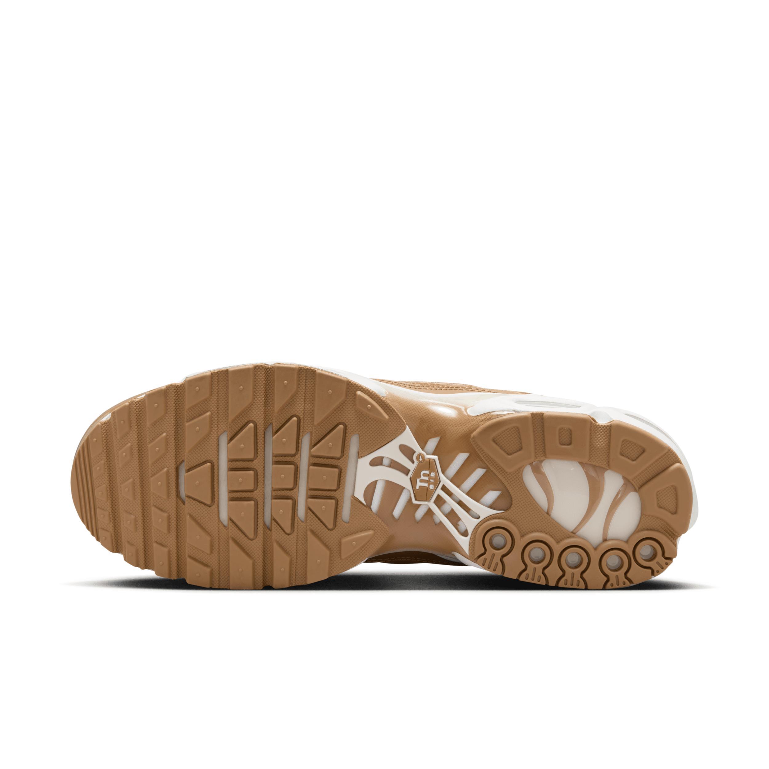 Nike Men's Air Max Plus Shoes Product Image