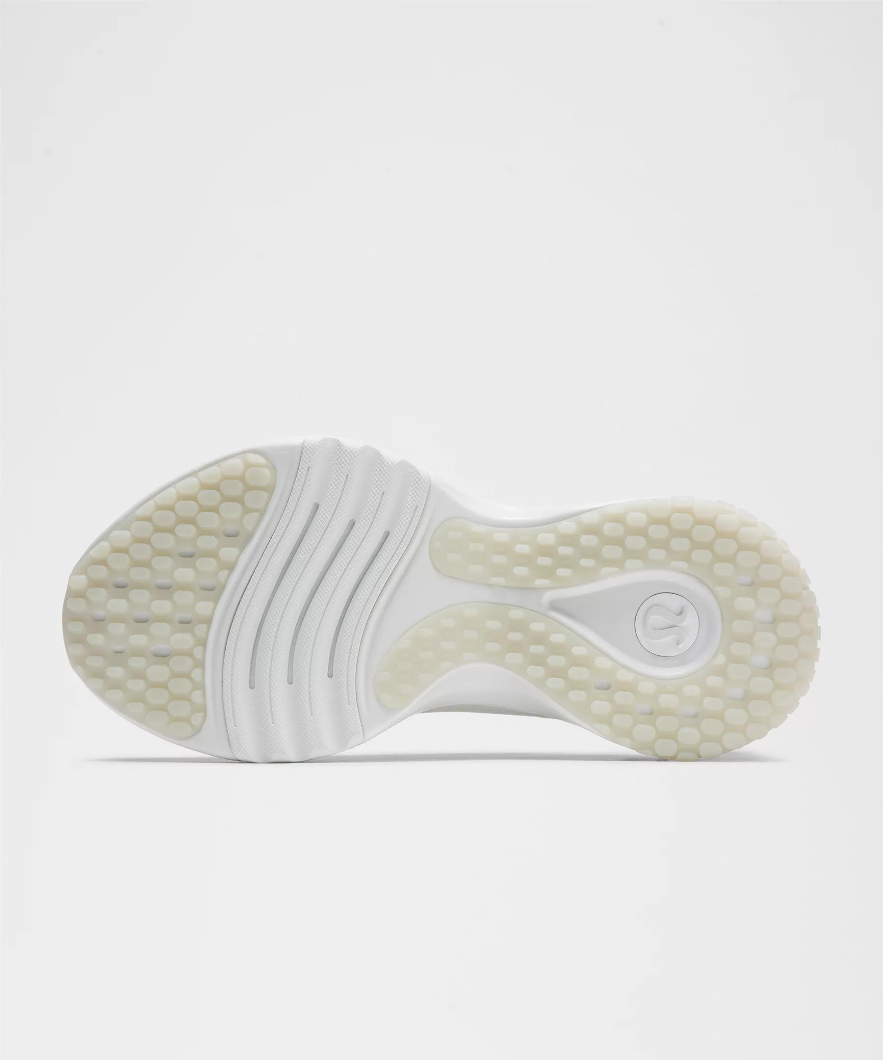 Women's Chargefeel 3 Workout Shoe Product Image