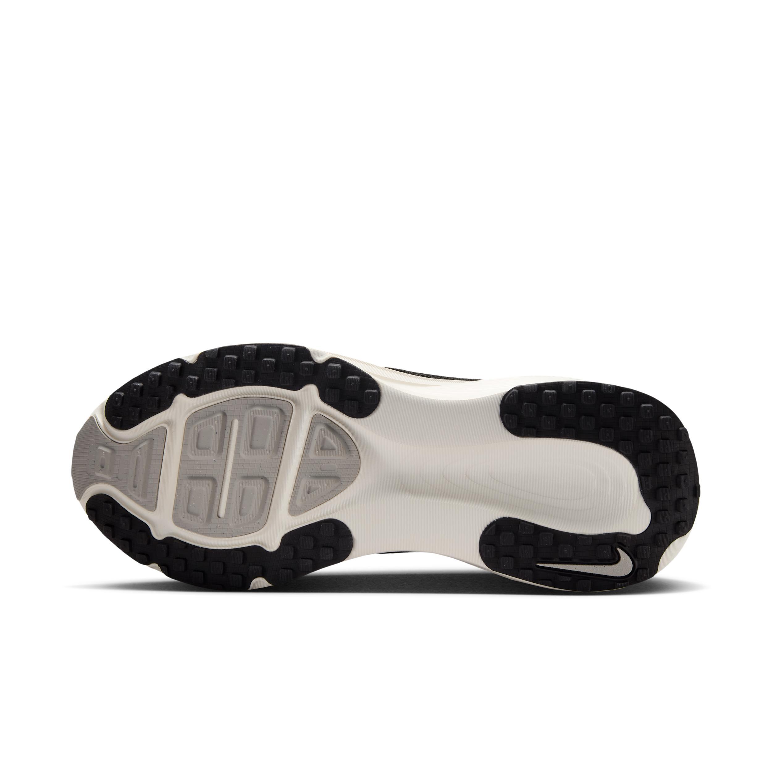 Nike Vomero 18 Women's Road Running Shoes (Extra Wide) Product Image