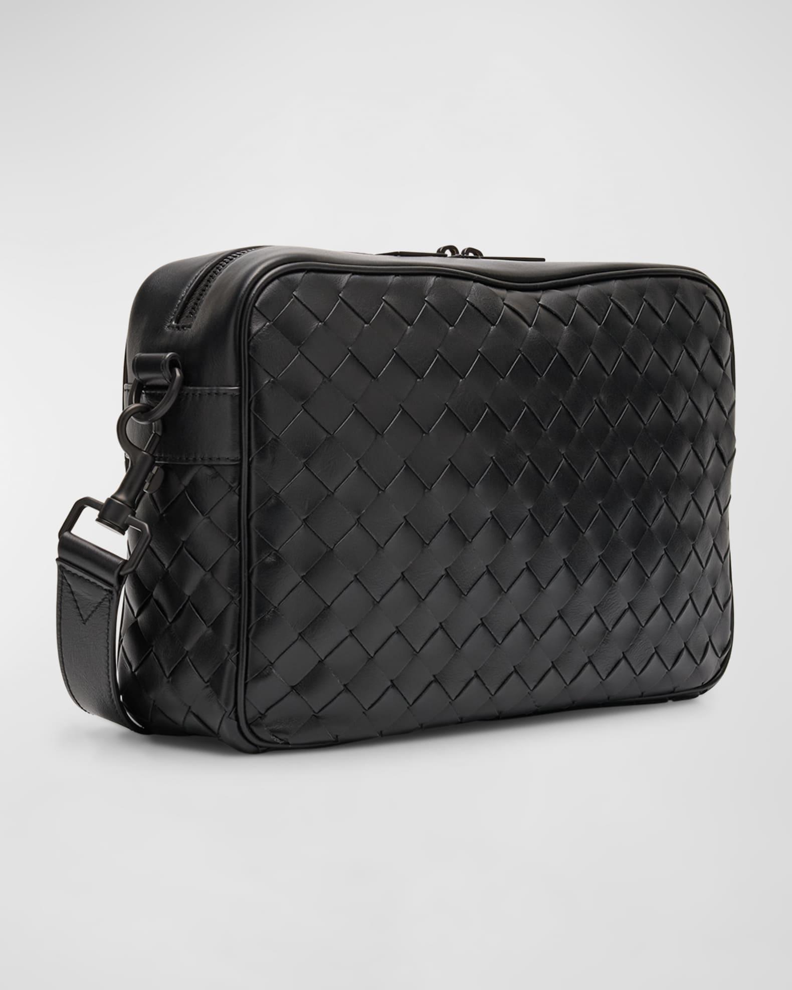 Men's Intrecciato Medium Crossbody Bag Product Image