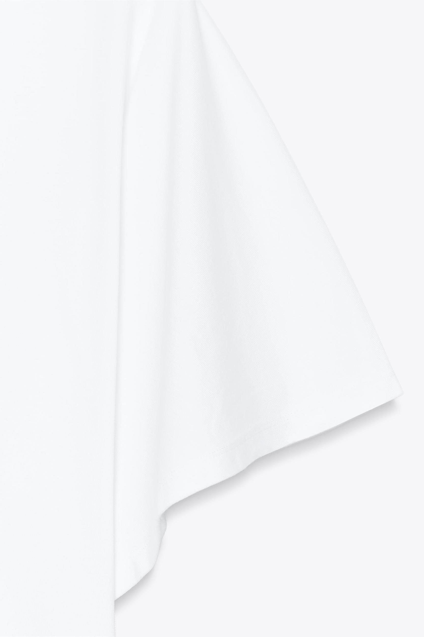 CAPE SLEEVE T-SHIRT Product Image