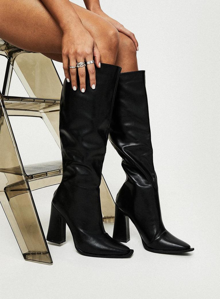 Keeley Boots Matte Black Product Image