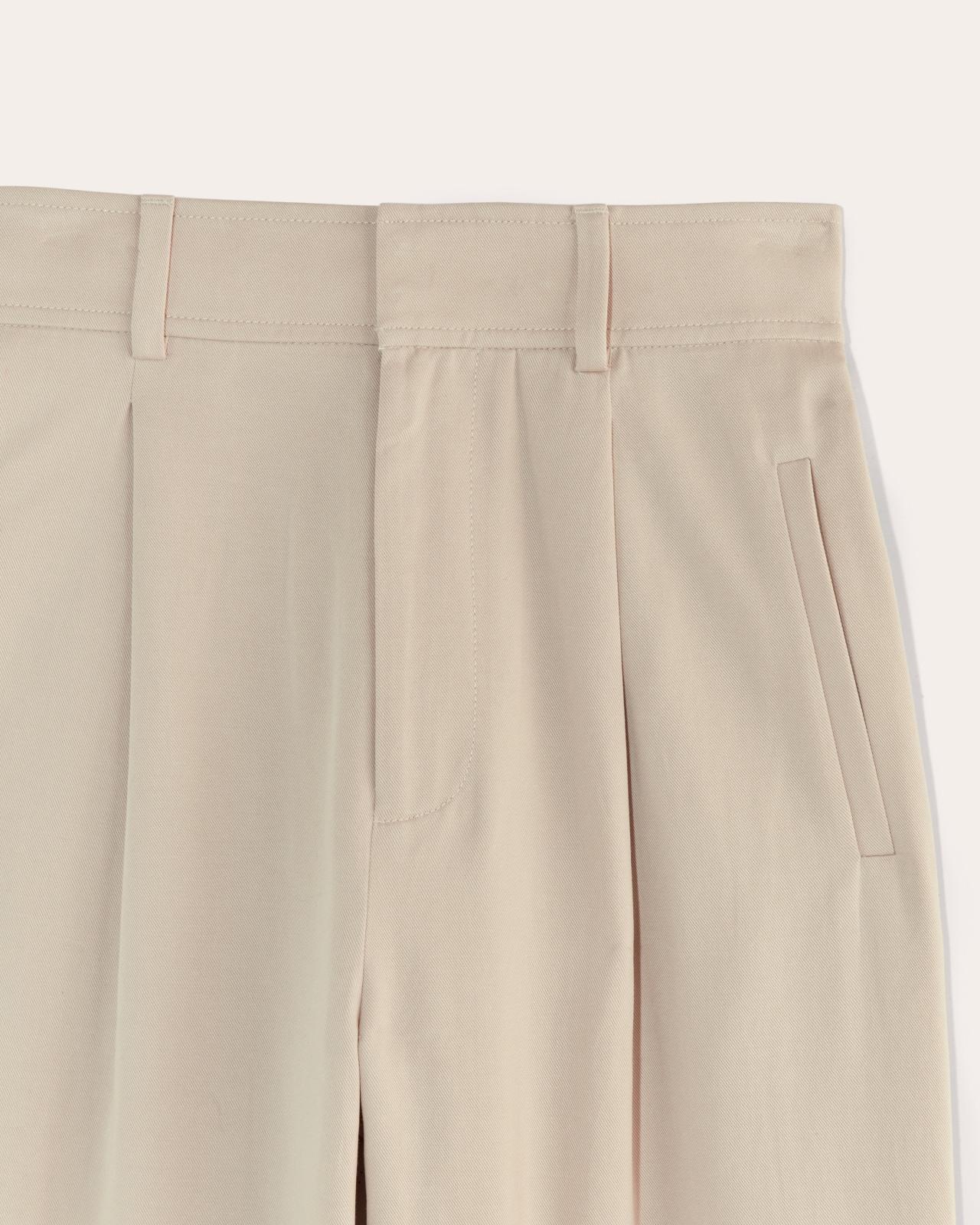 The Draper Pleated Pant in Buttersmooth Product Image