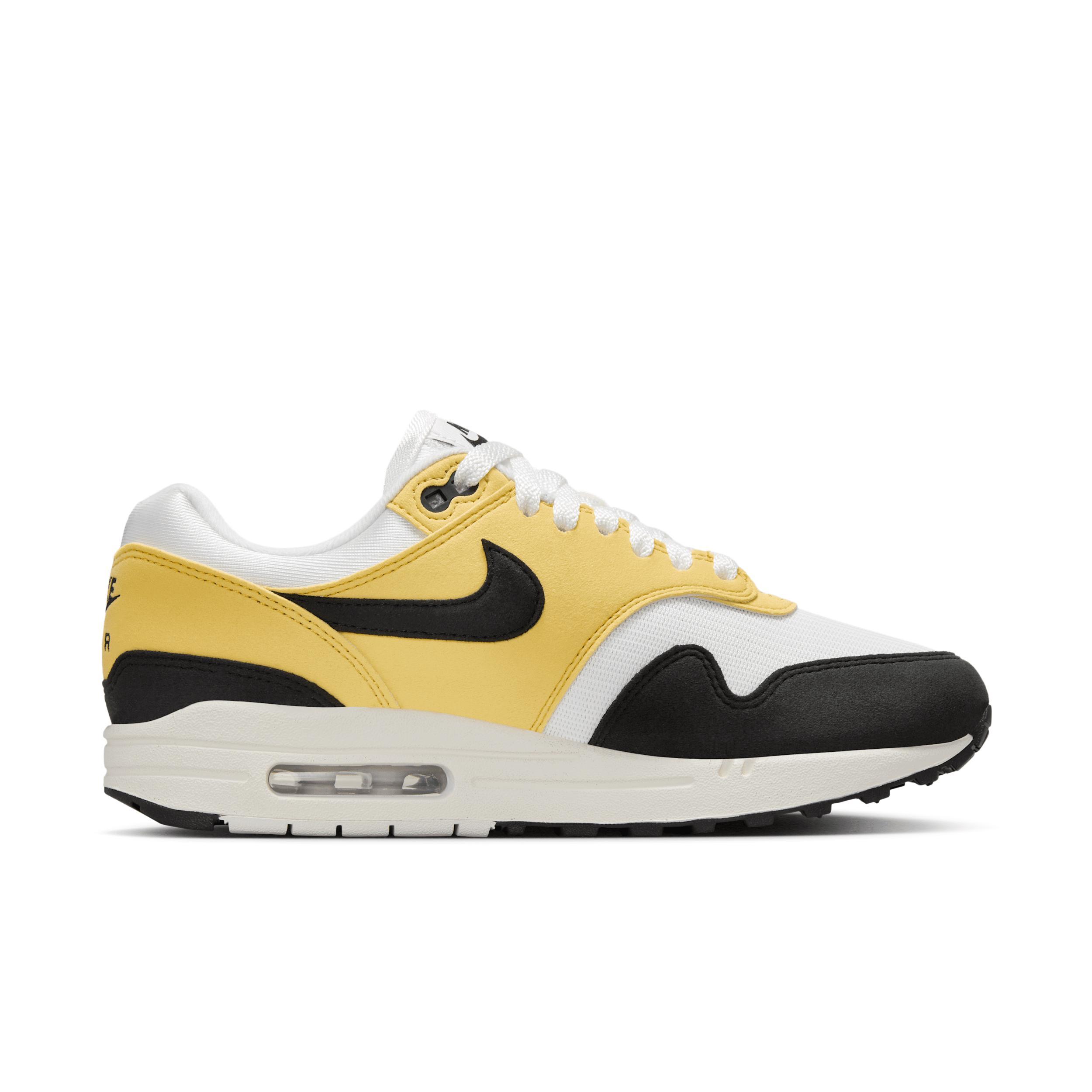 Nike Women's Air Max 1 '7 Textile Shoes Product Image