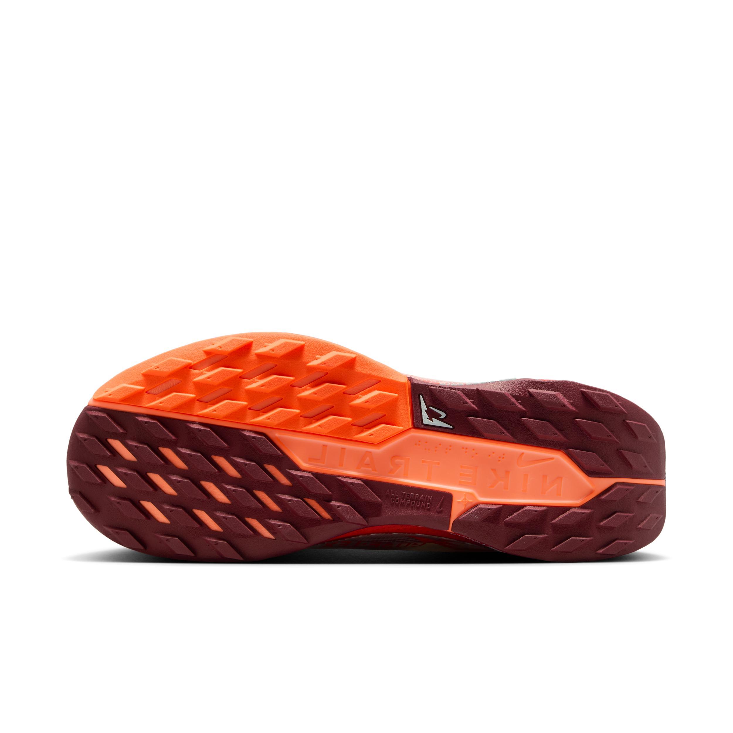 Nike Women's Pegasus Trail 5 GORE-TEX Waterproof Trail Running Shoes Product Image