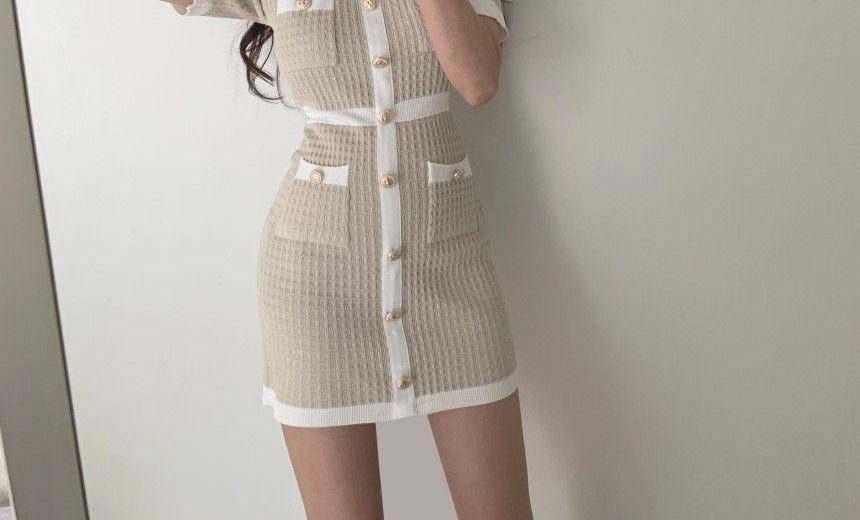 Short-Sleeve Contrast Trim Bodycon Knit Dress Product Image