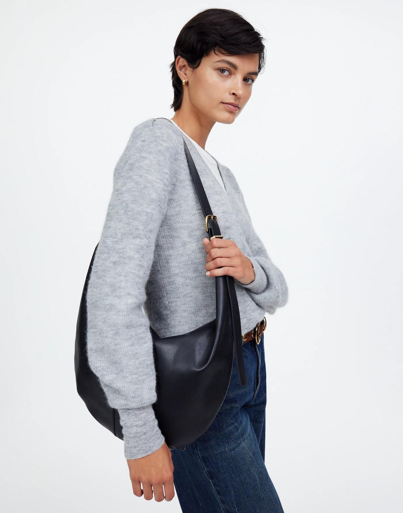 The Essential Curve Shoulder Bag Product Image