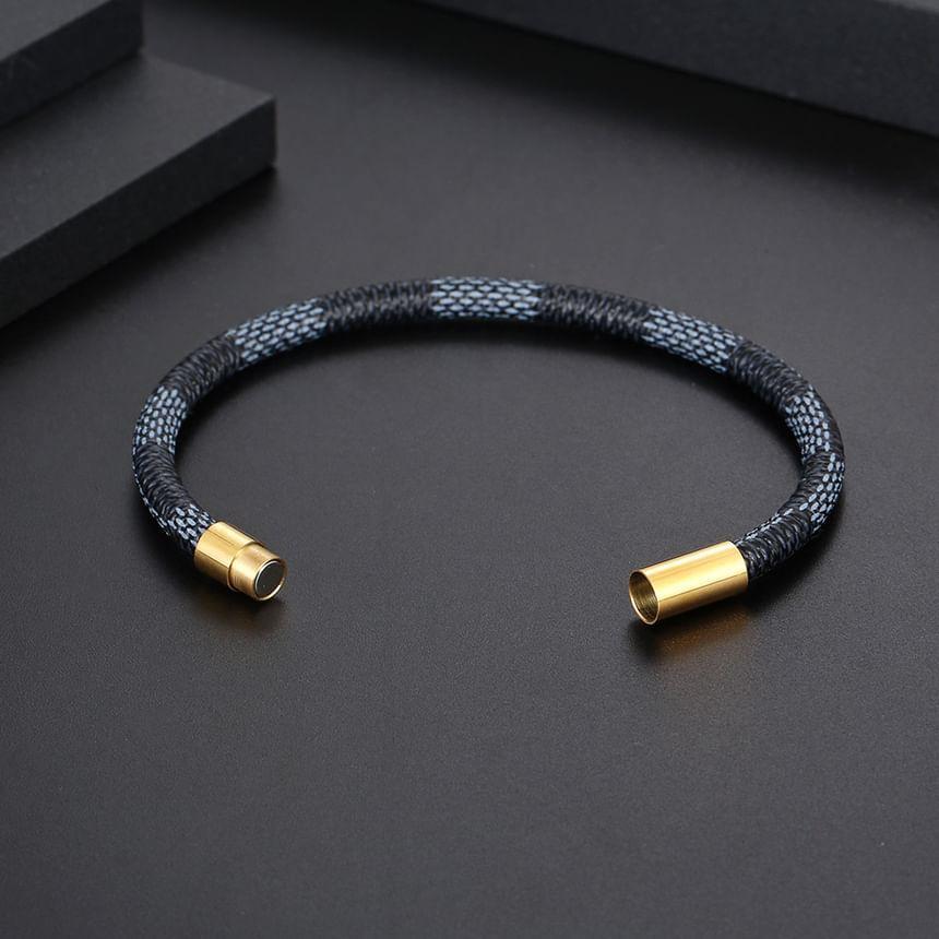 Metal Clasp Faux Leather Bracelet Product Image