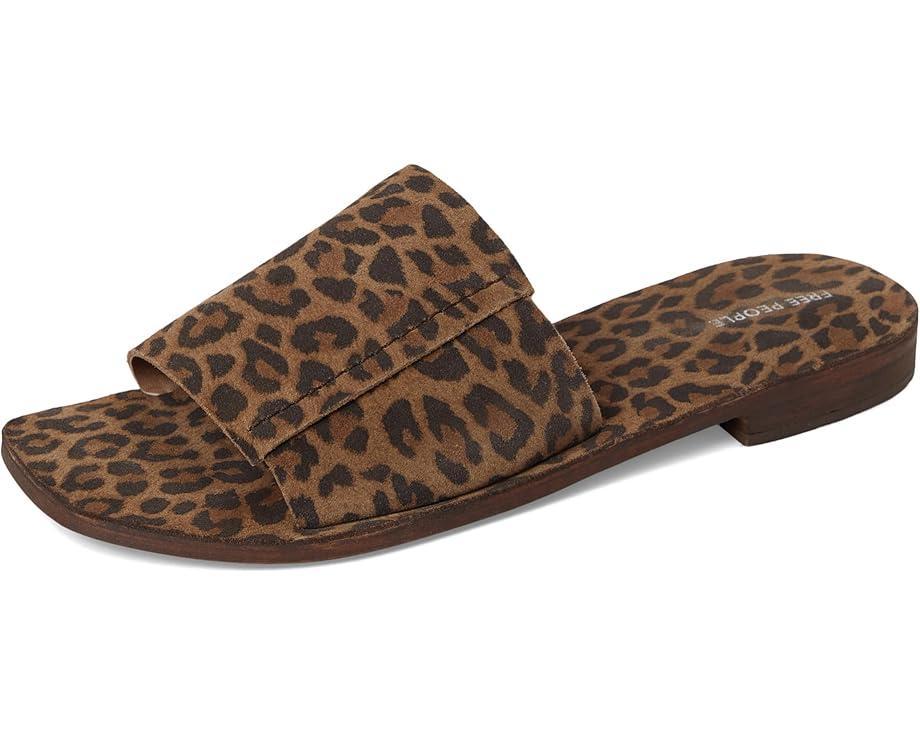 Amelie Tiny Stud Sandals Product Image
