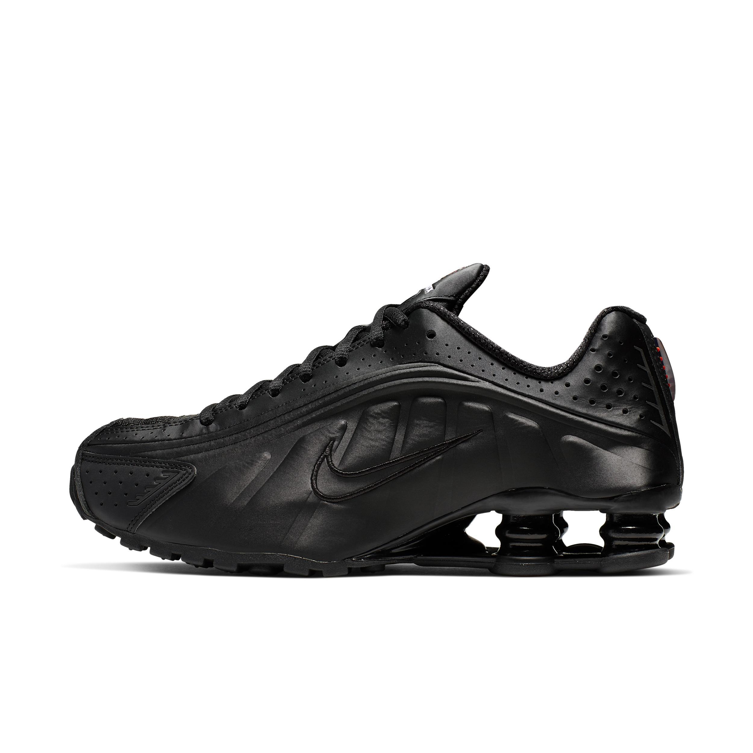 Nike Women's Shox R4 Shoes Product Image
