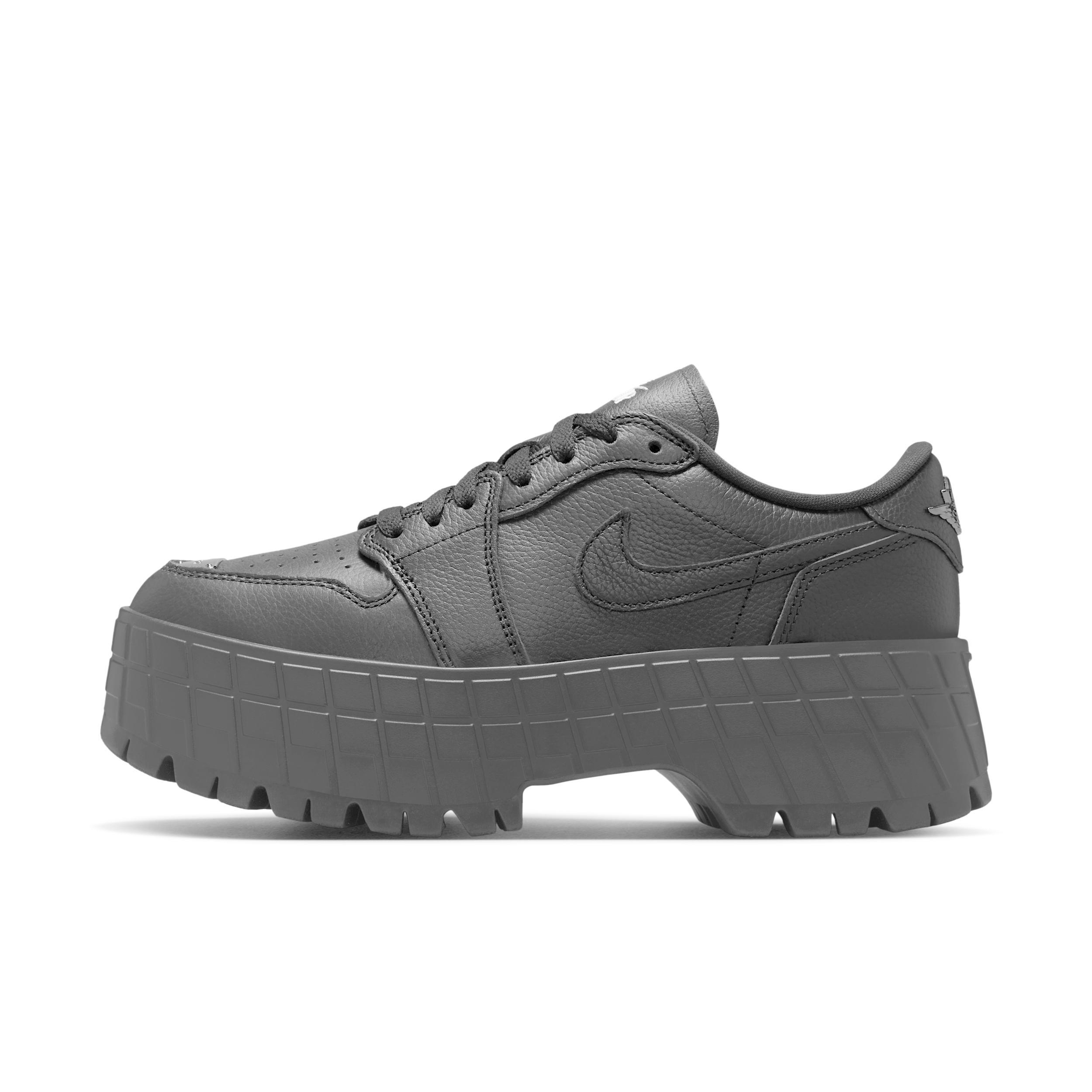 Women's Air Jordan 1 Brooklyn Low Shoes Product Image
