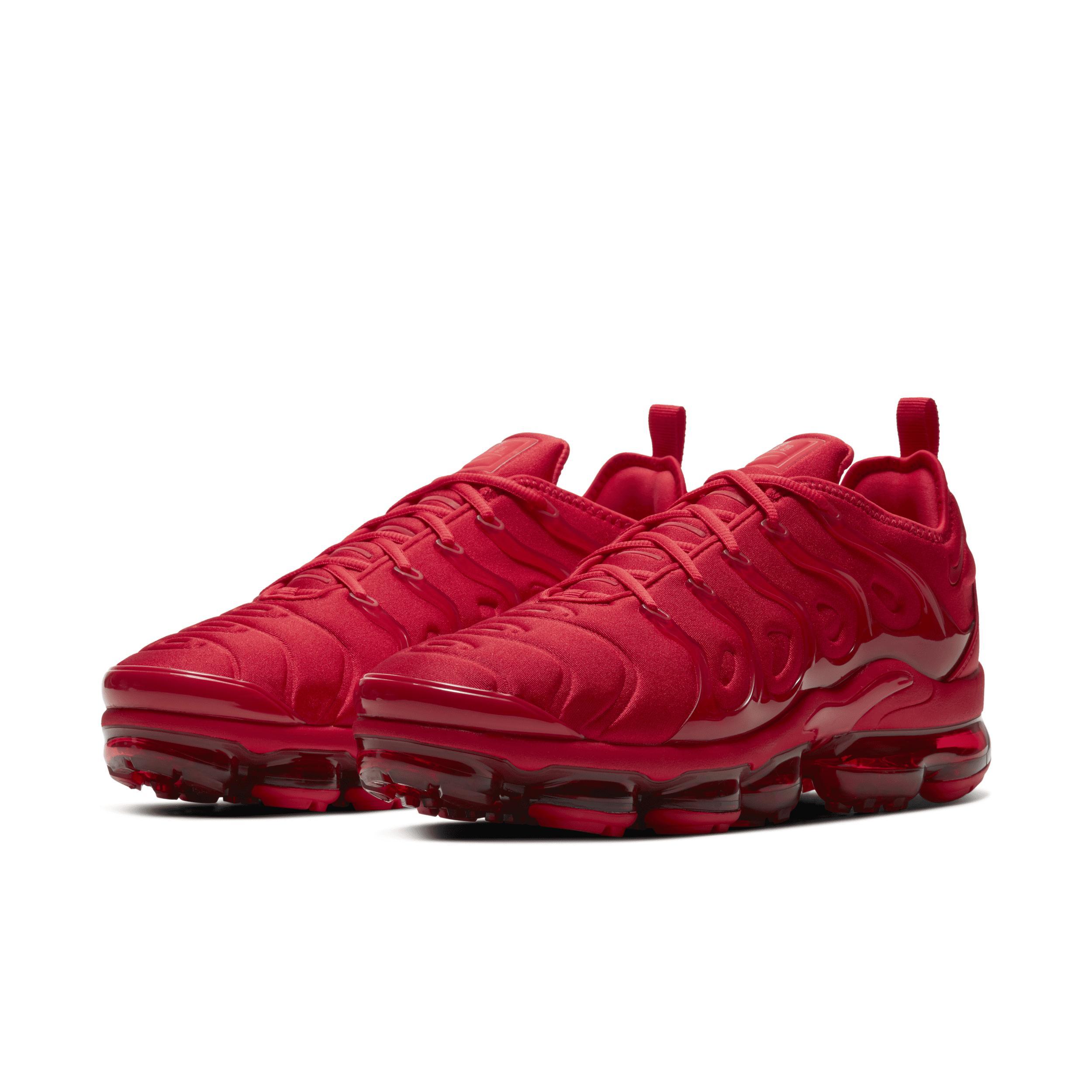Nike Men's Air VaporMax Plus Shoes Product Image