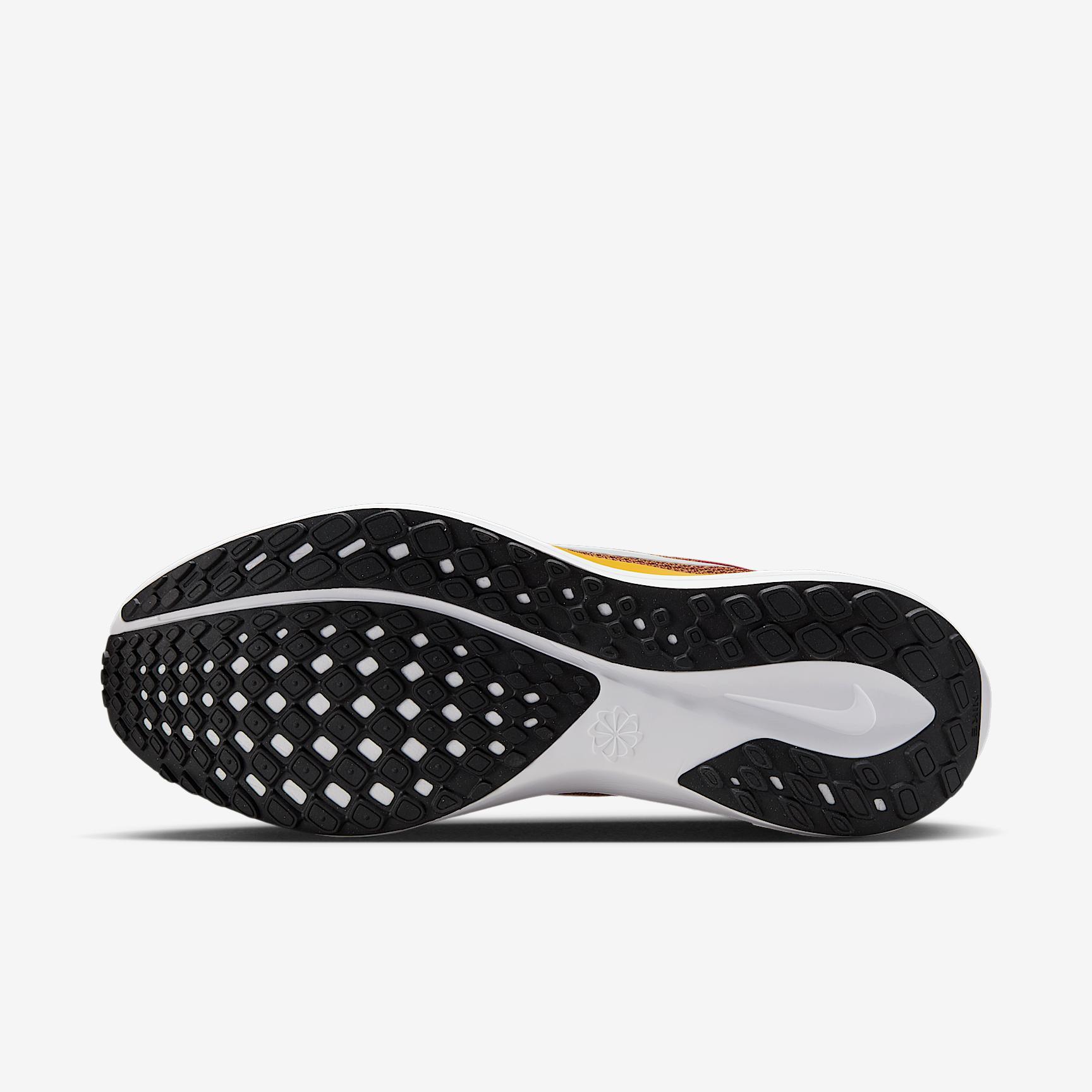 Washington Commanders Pegasus 41 Men's Nike NFL Road Running Shoes Product Image