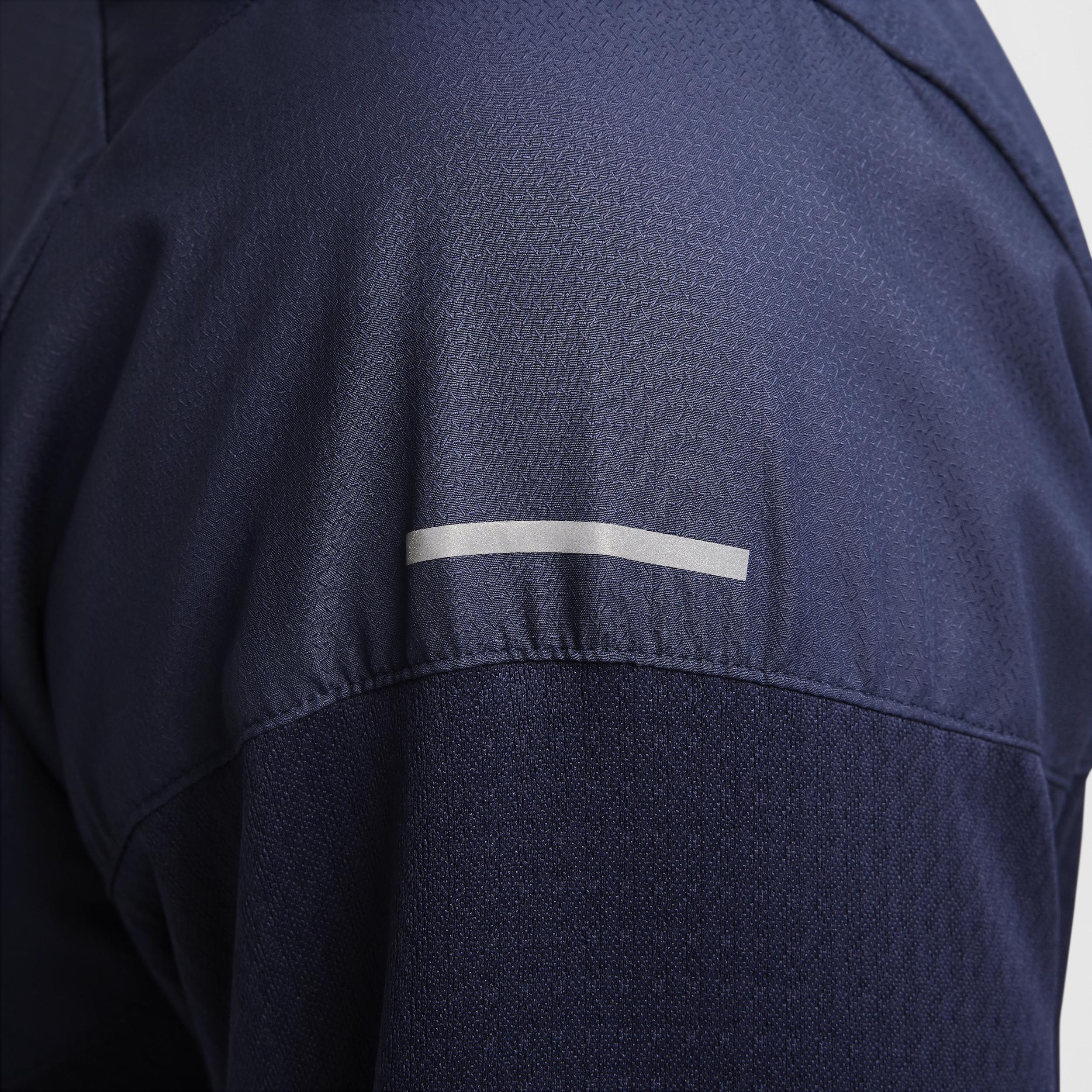 Nike Mens Sphere Element Therma-FIT Water-Repellent 1/2-Zip Running Top Product Image