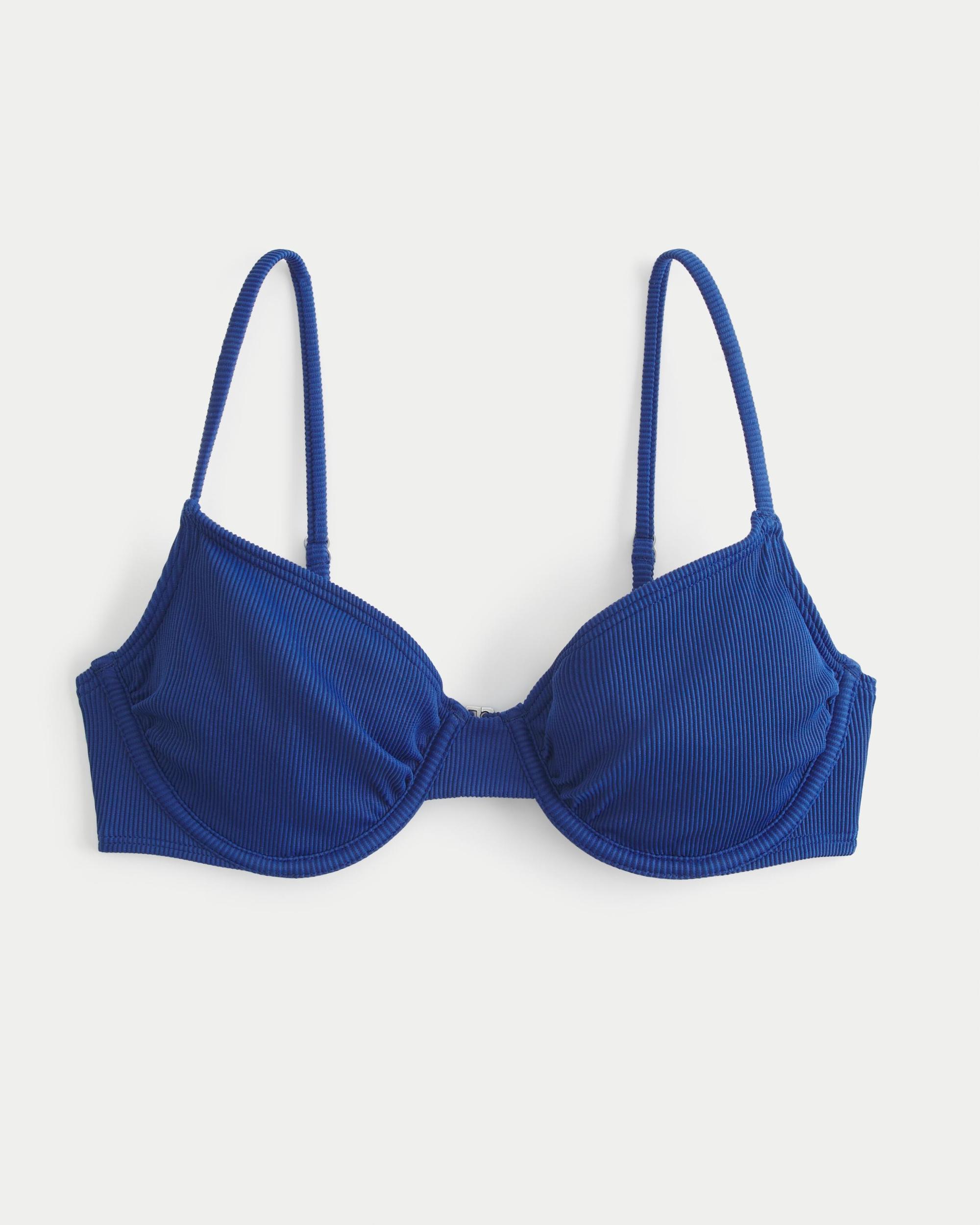 Clothing for Women & Men | Teen Clothing | Hollister Co. Product Image