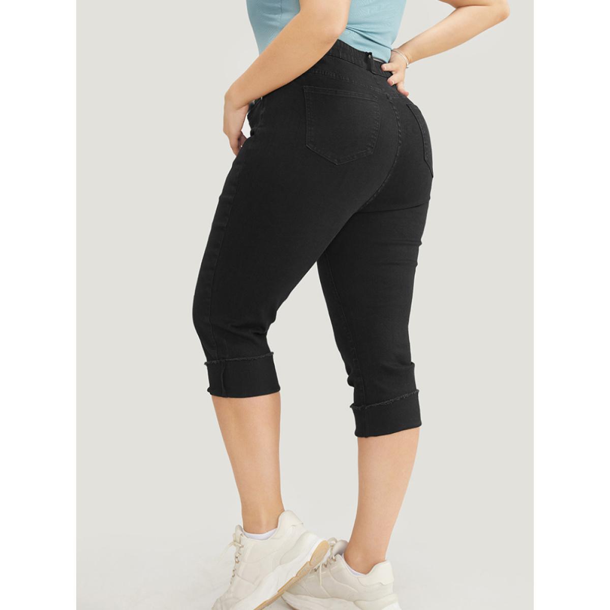 Plus Size Very Stretchy High Rise Black Wash Rivet Detail Knee Denim Shorts Women Black Casual Plain High stretch Pocket Jeans BloomChic 16/1X Product Image
