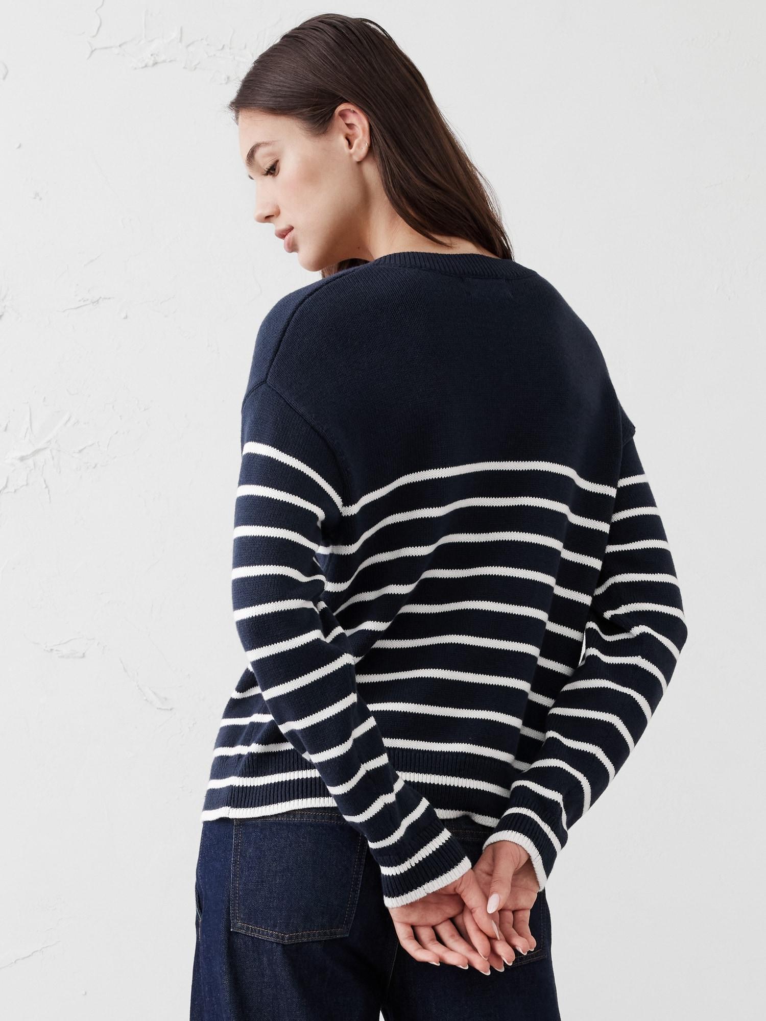 V-Neck Pullover Product Image