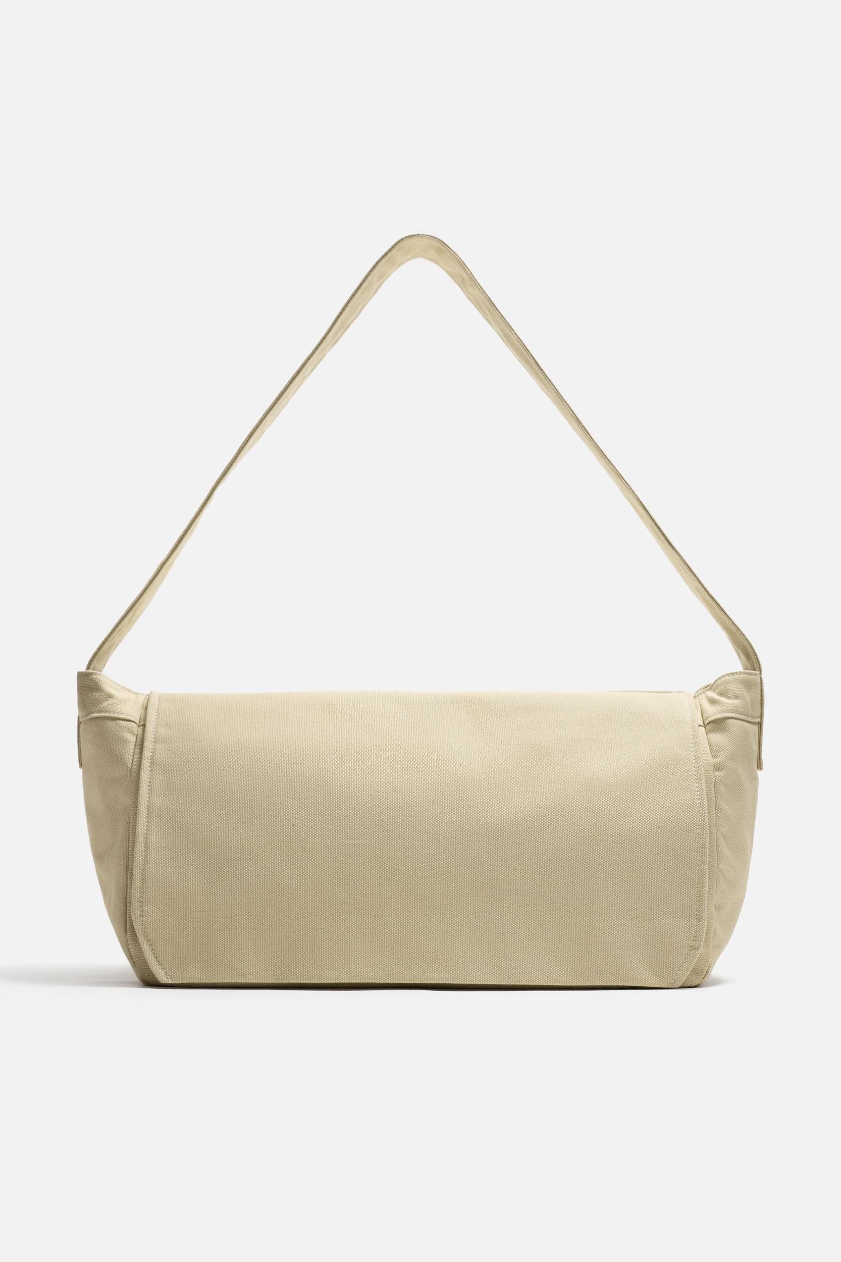 WOVEN SHOULDER BAG Product Image