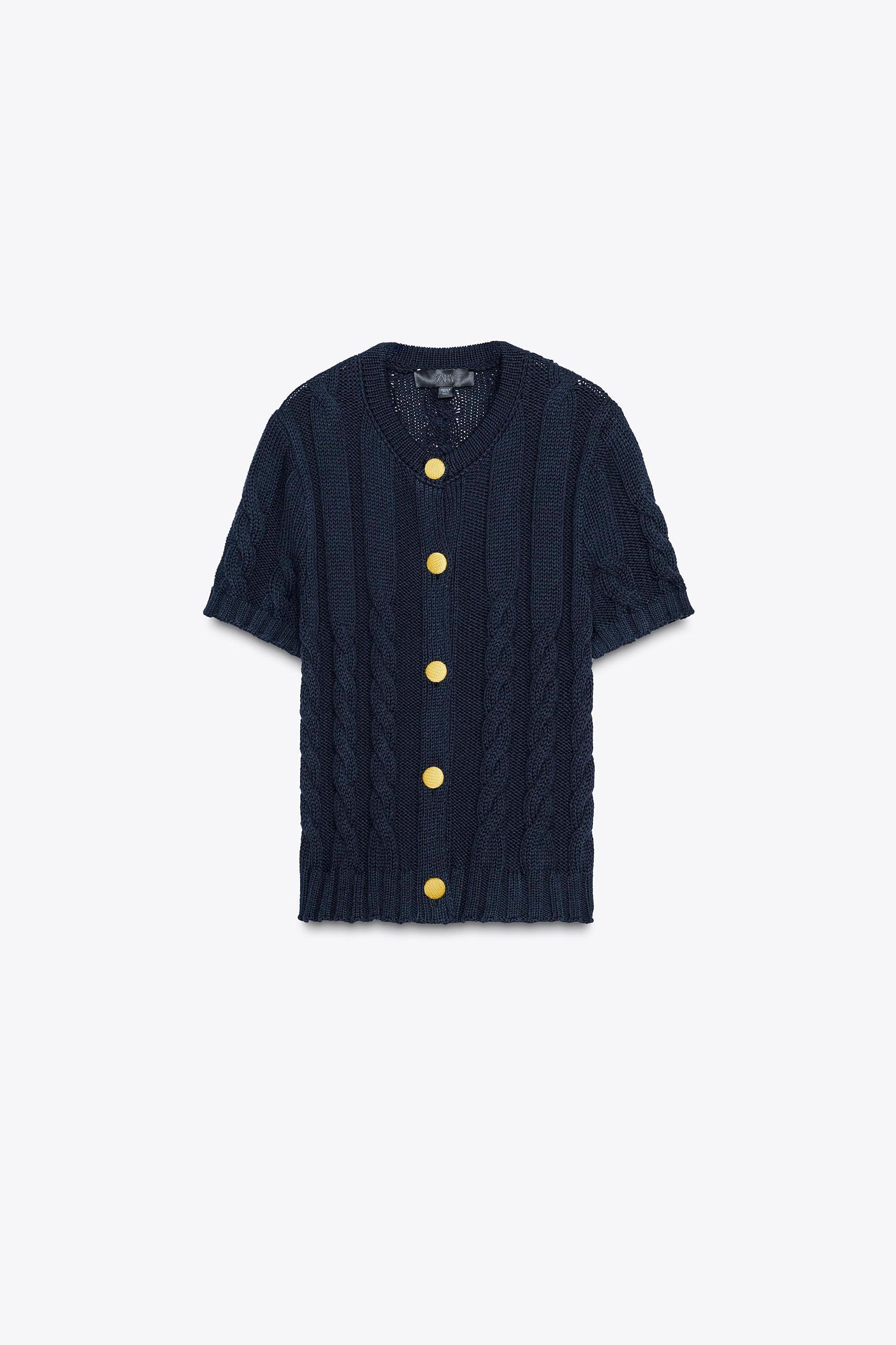 CONTRAST BUTTON KNIT JACKET Product Image