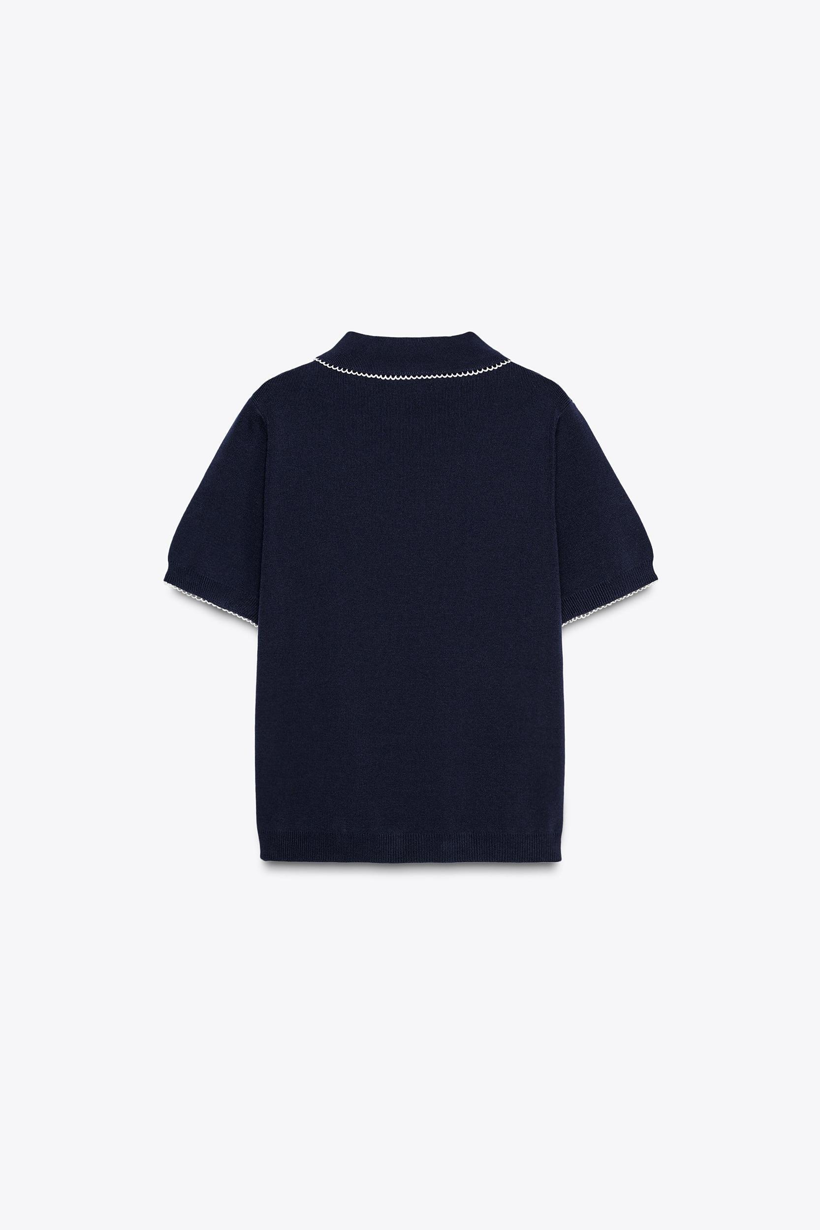 CONTRAST TRIM KNIT TOP Product Image