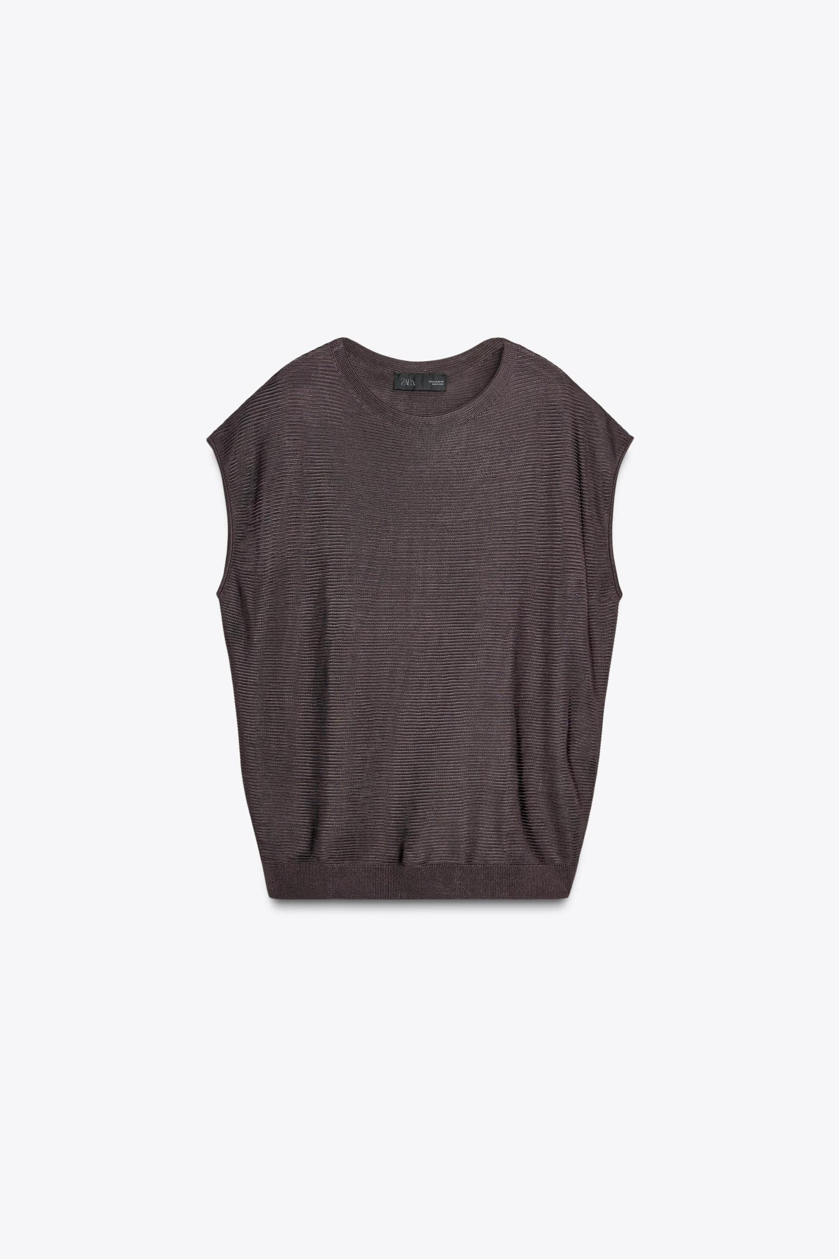 SLEEVELESS RIB KNIT TOP Product Image