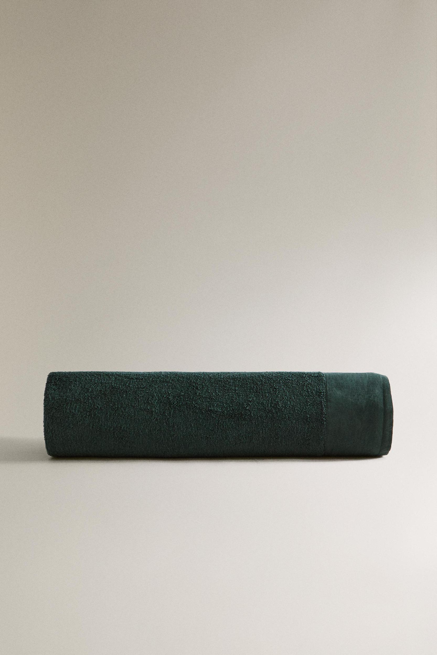 COTTON BEACH TOWEL WITH LINEN BORDER Product Image