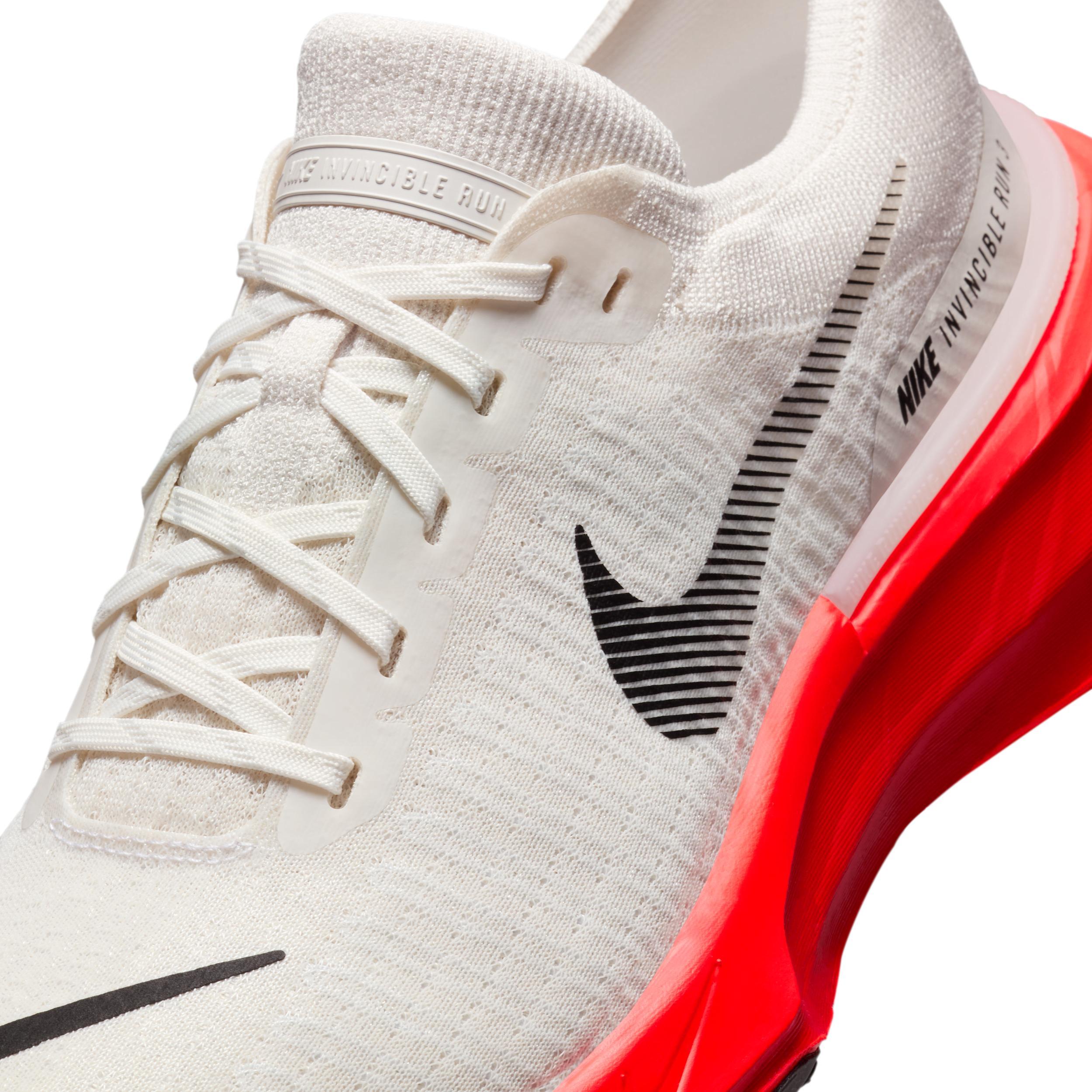 Nike Men's Invincible 3 Road Running Shoes Product Image