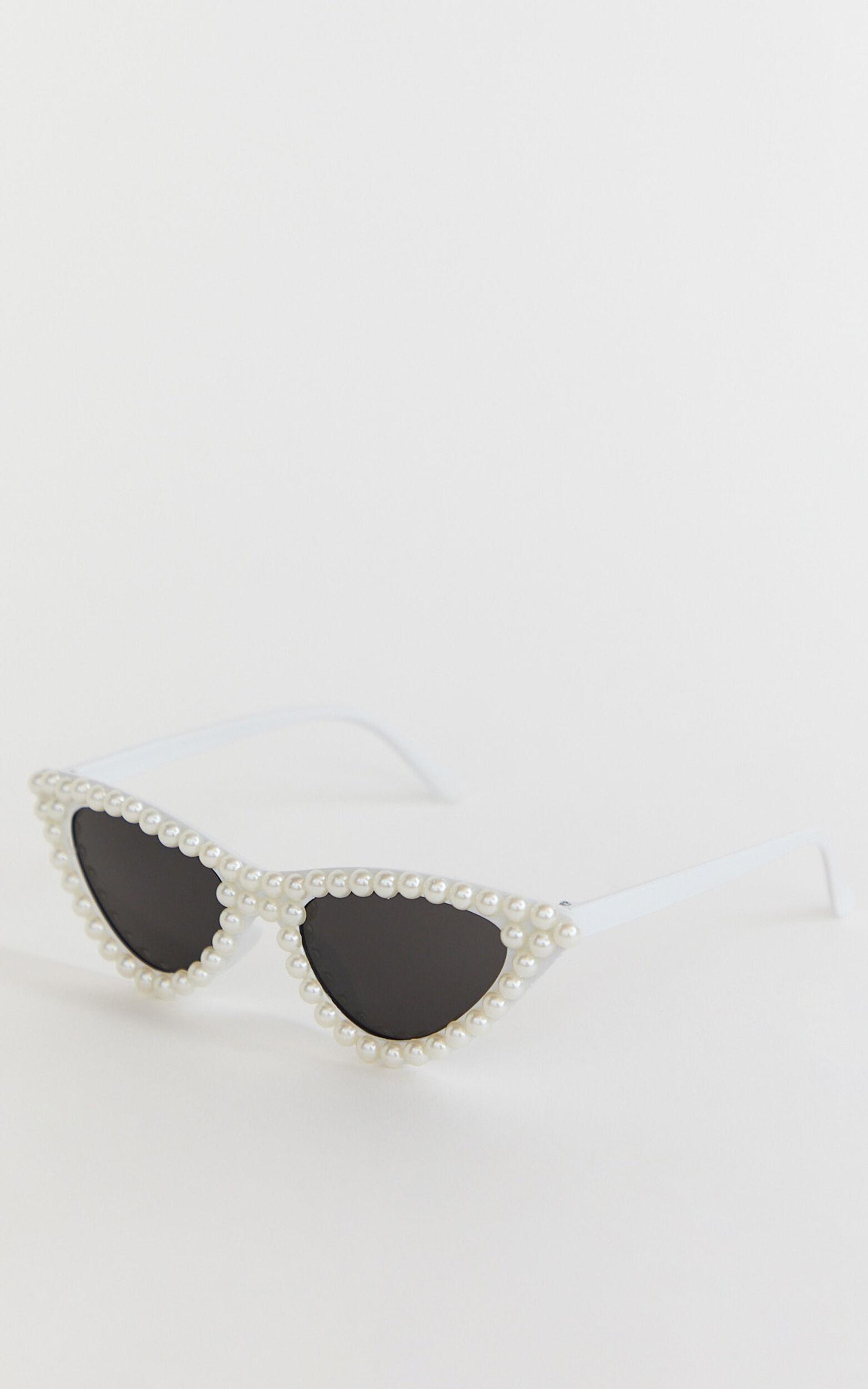 Harriet Sunglasses - Pearl Cat Eye Sunglasses in White Product Image