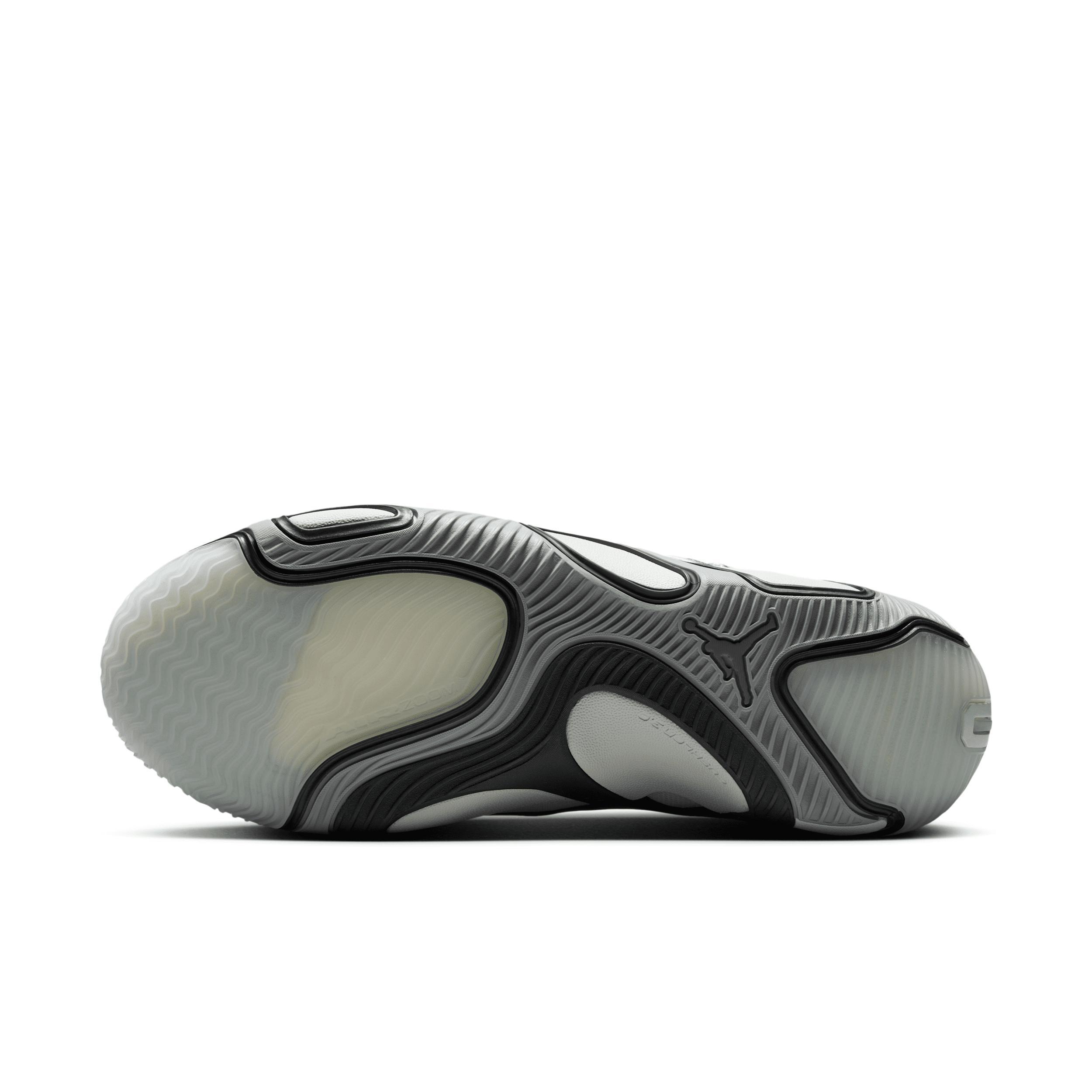 Nike Men's Tatum 3 Basketball Shoes Product Image