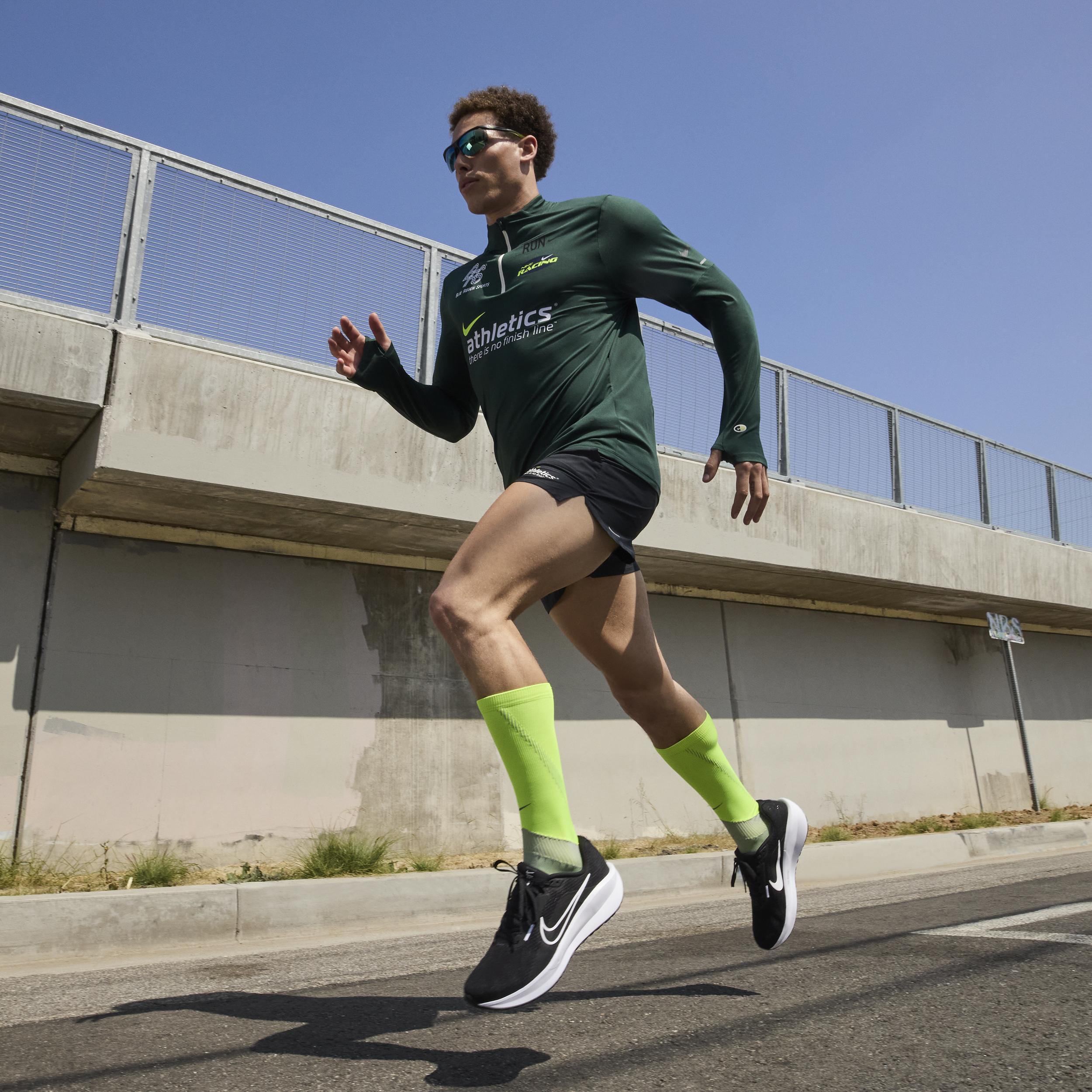 Nike Downshifter 13 Mens Road Running Shoes Product Image