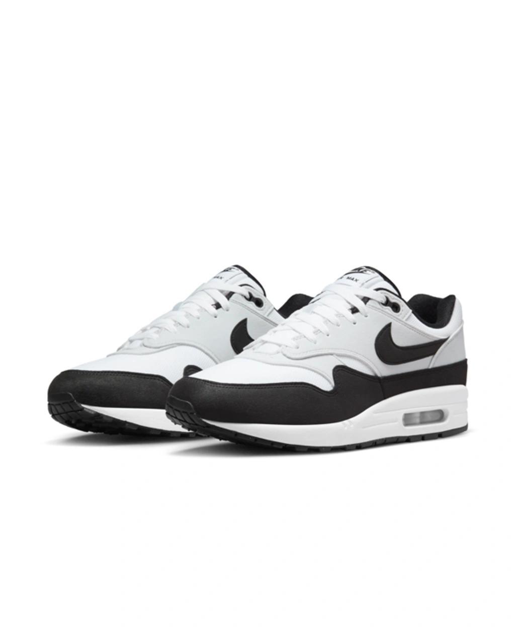 Nike Men's Air Max 1 Shoes Product Image