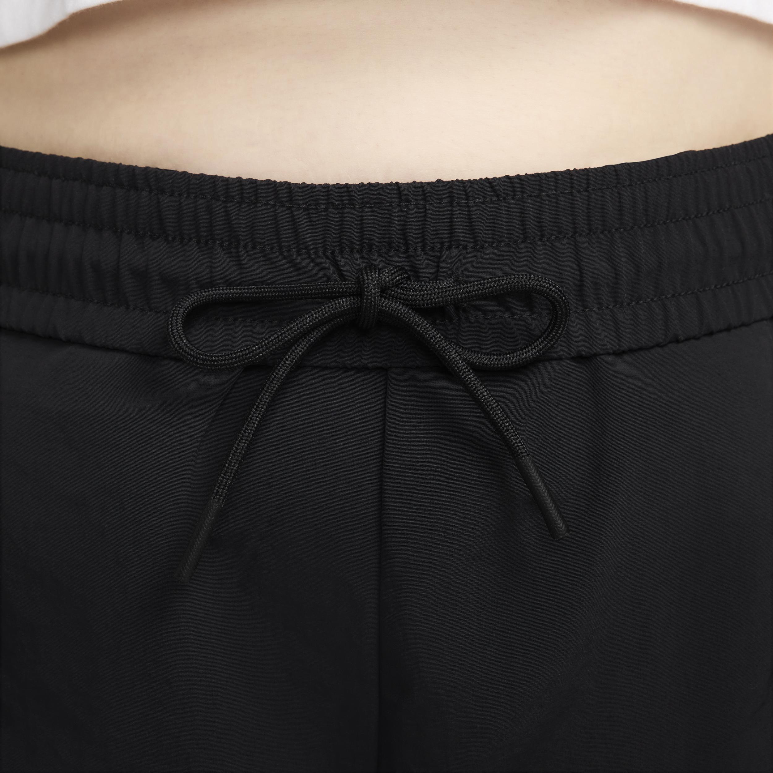 Women's Nike Sportswear Everything Wovens Mid-Rise Open-Hem Pants (Plus Size) Product Image