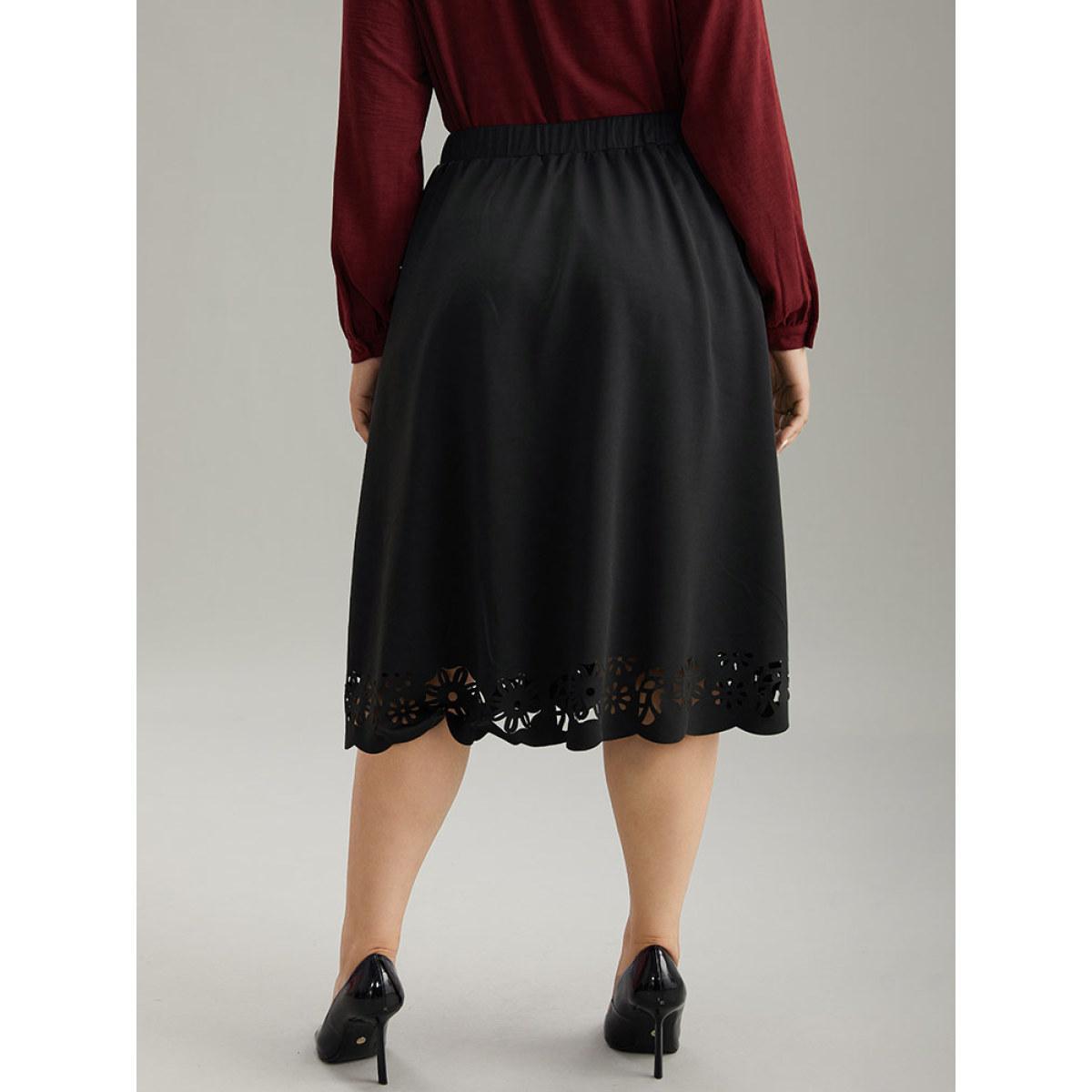 Plus Size Plain Elastic Waist Pocket Laser Cut Skirt Women Black Elegant Plain Low stretch Pocket Dailywear Skirts BloomChic 14-16/1X Product Image