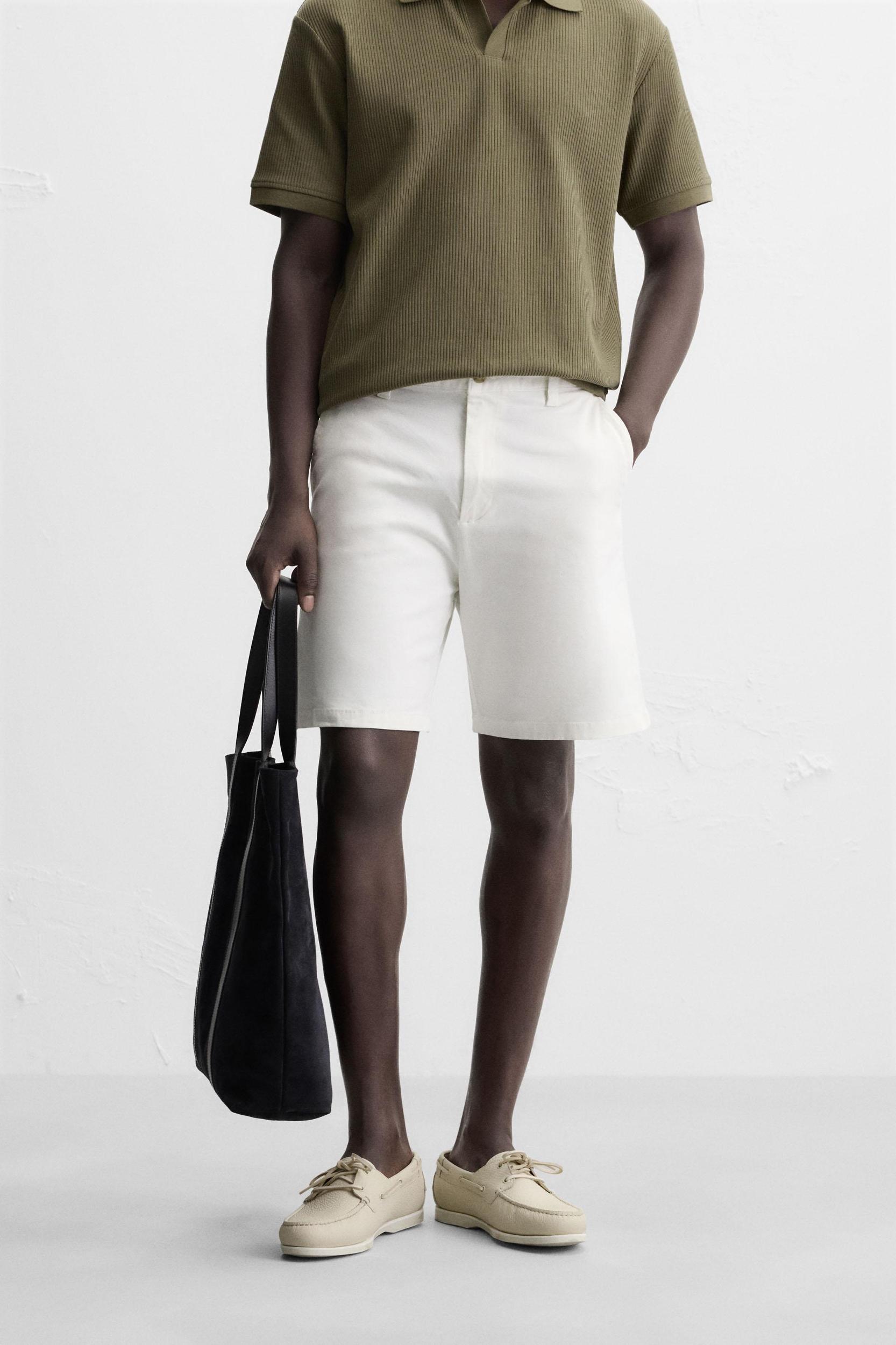 REGULAR FIT CHINO SHORTS Product Image