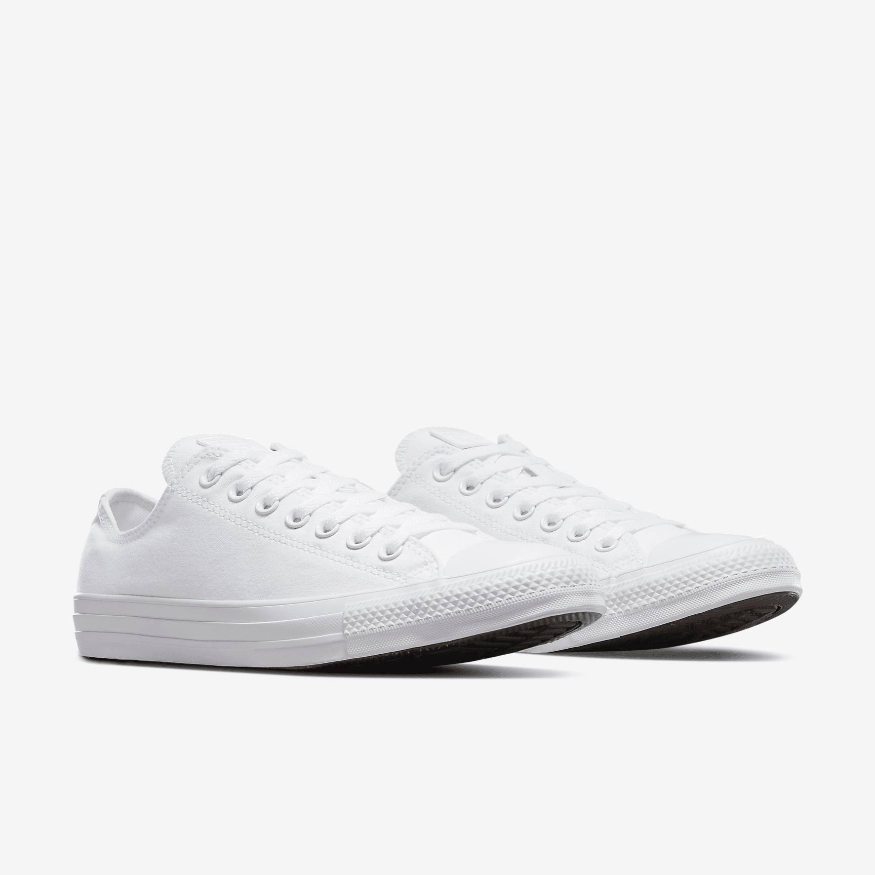 Nike Men's Chuck Taylor All Star Canvas Shoes Product Image