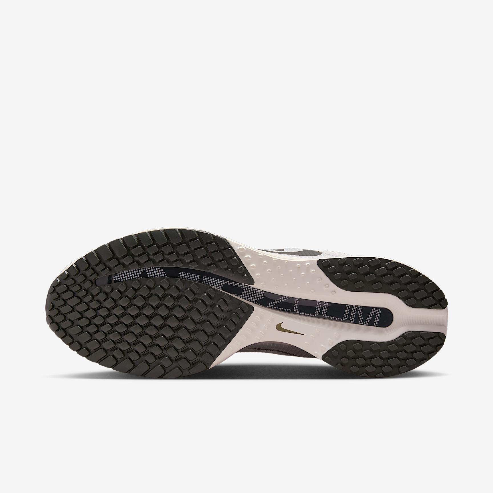 Nike Pegasus Premium Men's Road Running Shoes Product Image