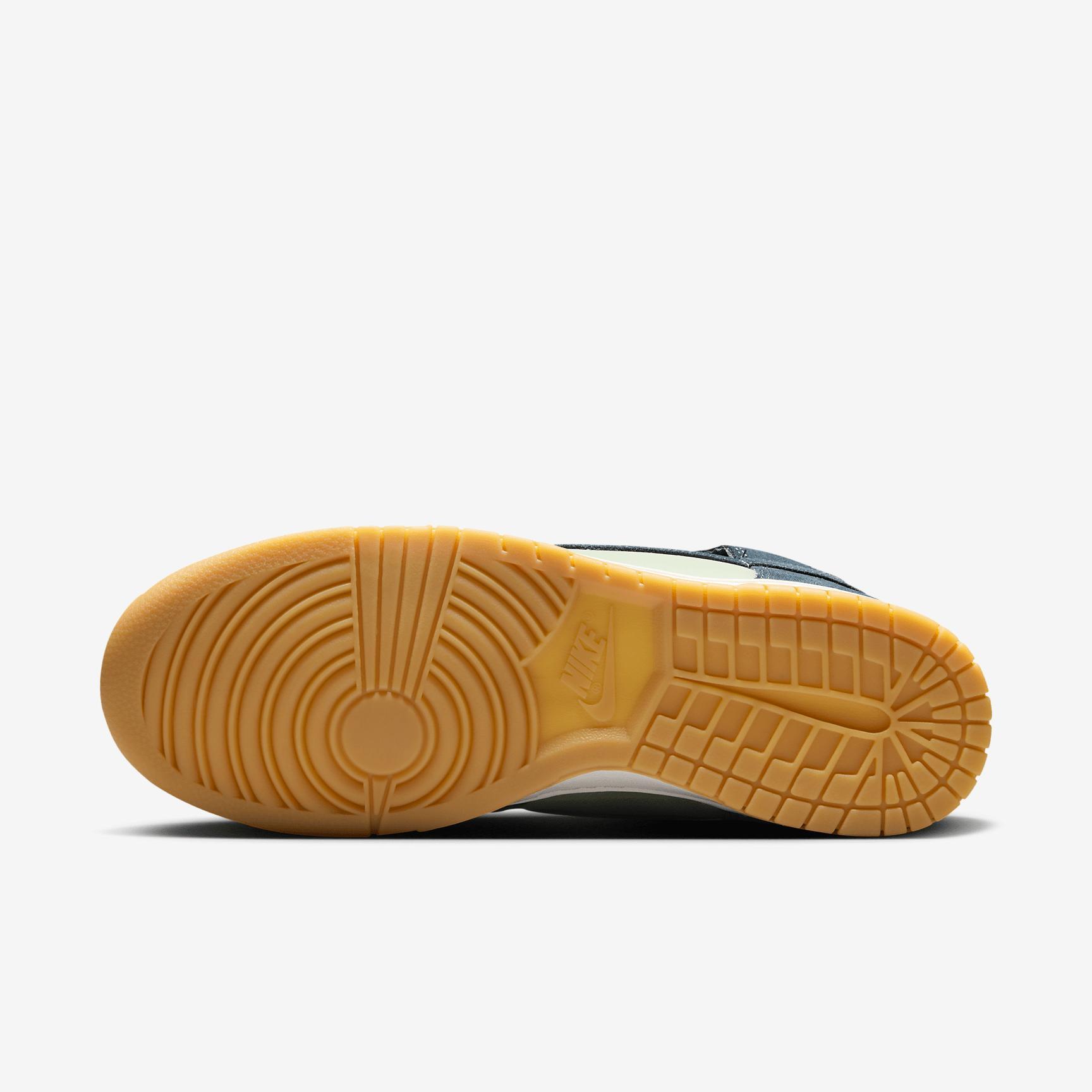 Nike Dunk High Retro SE Men's Shoes Product Image
